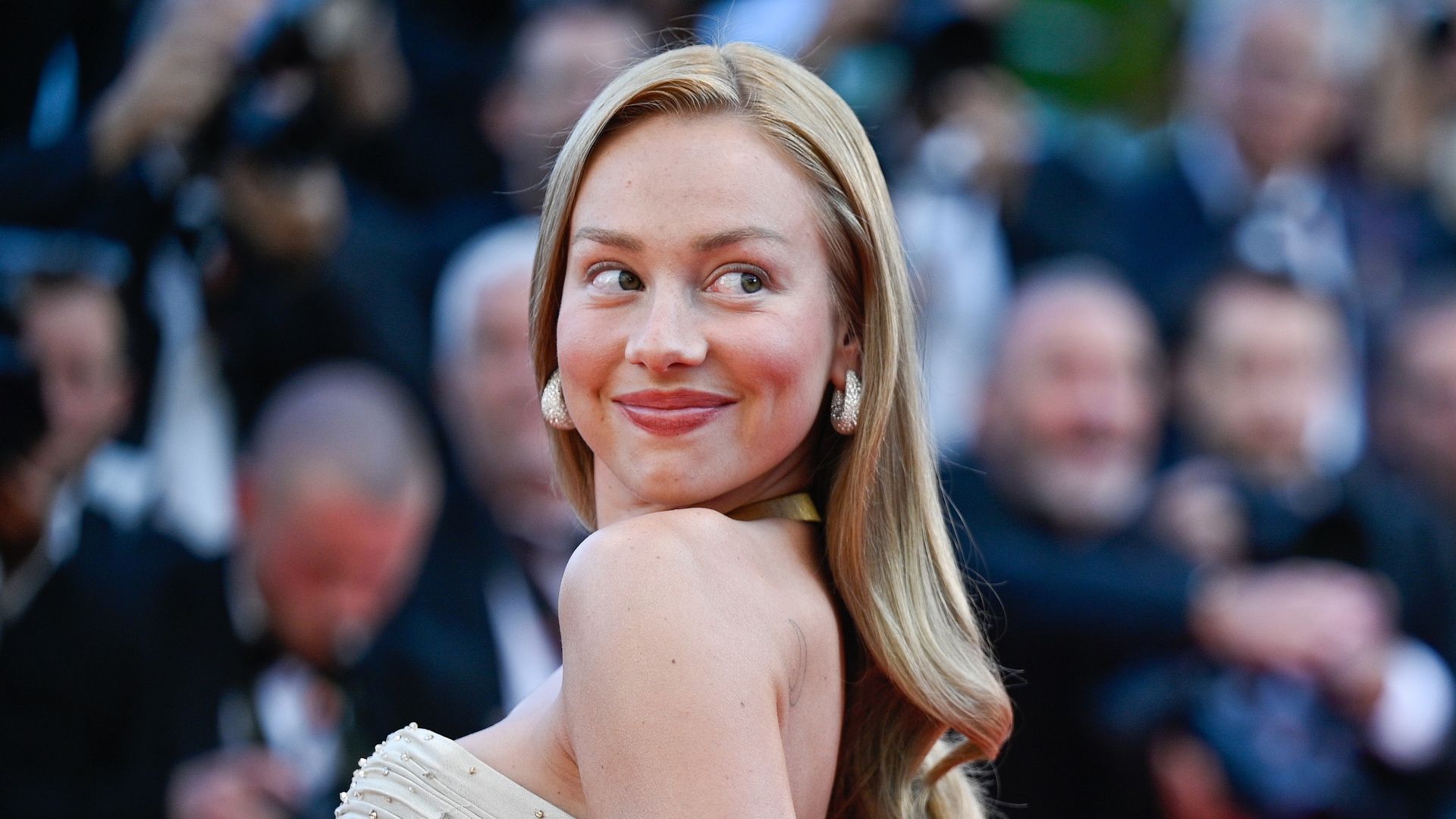 15 peinados vistos en Cannes que adelantan las tendencias del verano 2026: del moño que rejuvenece a las ondas más glamurosas