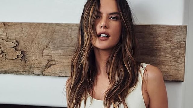 Alesandra Ambrosio con conjunto de Éterne