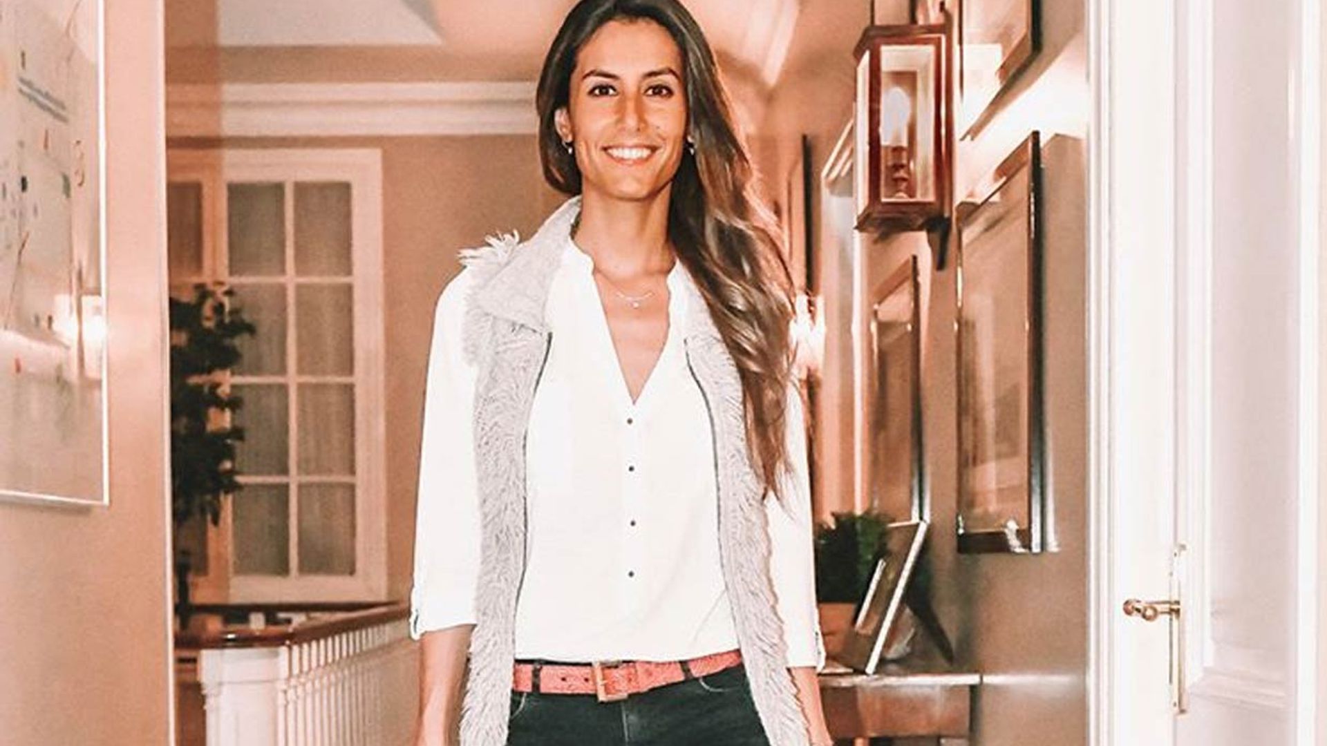 El estilo de Ana Boyer, de los guiños a Isabel Preysler al vestido 'Clementina'