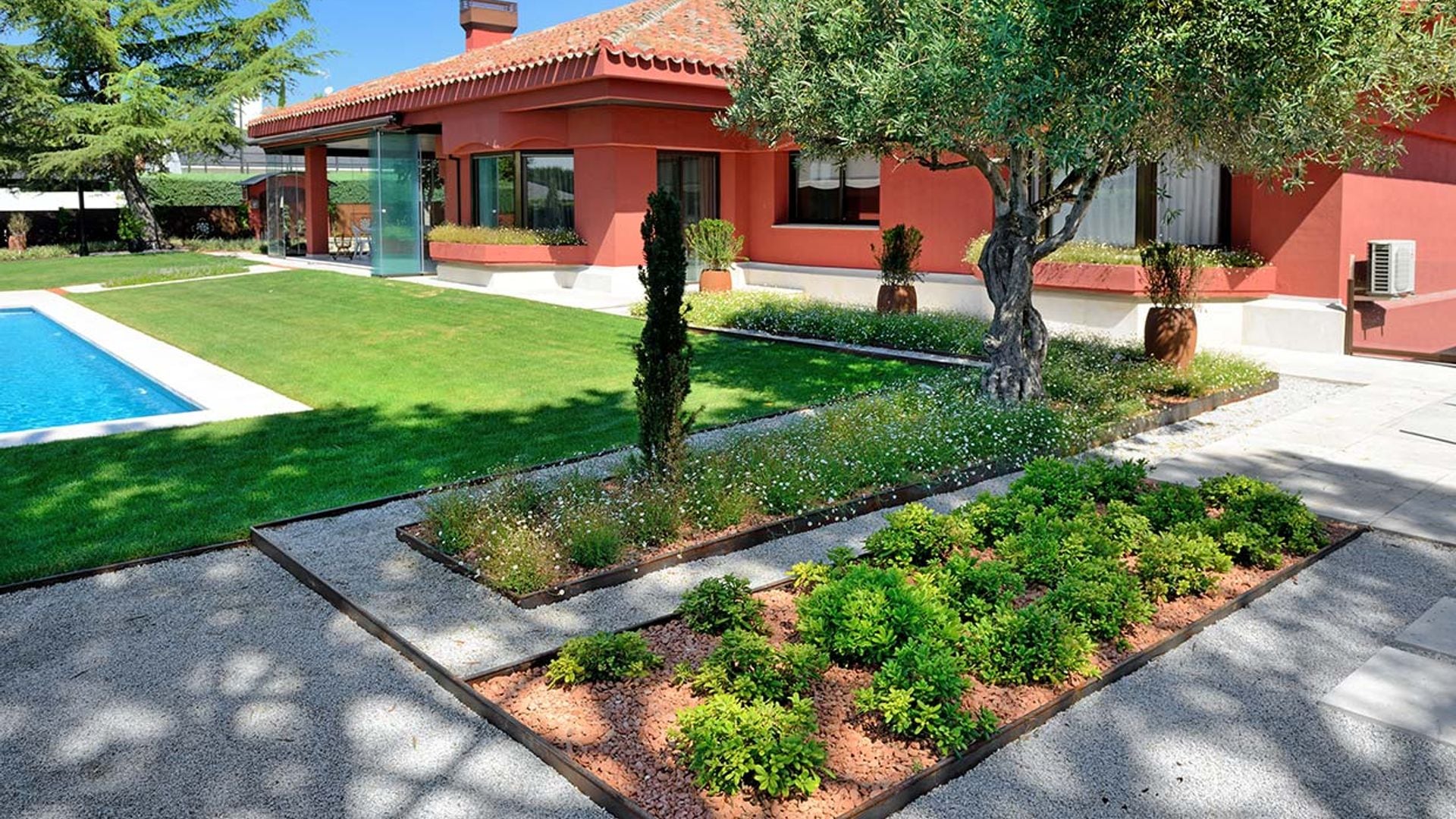 La última tendencia en exterior: decorar el jardín y hacerlo comestible