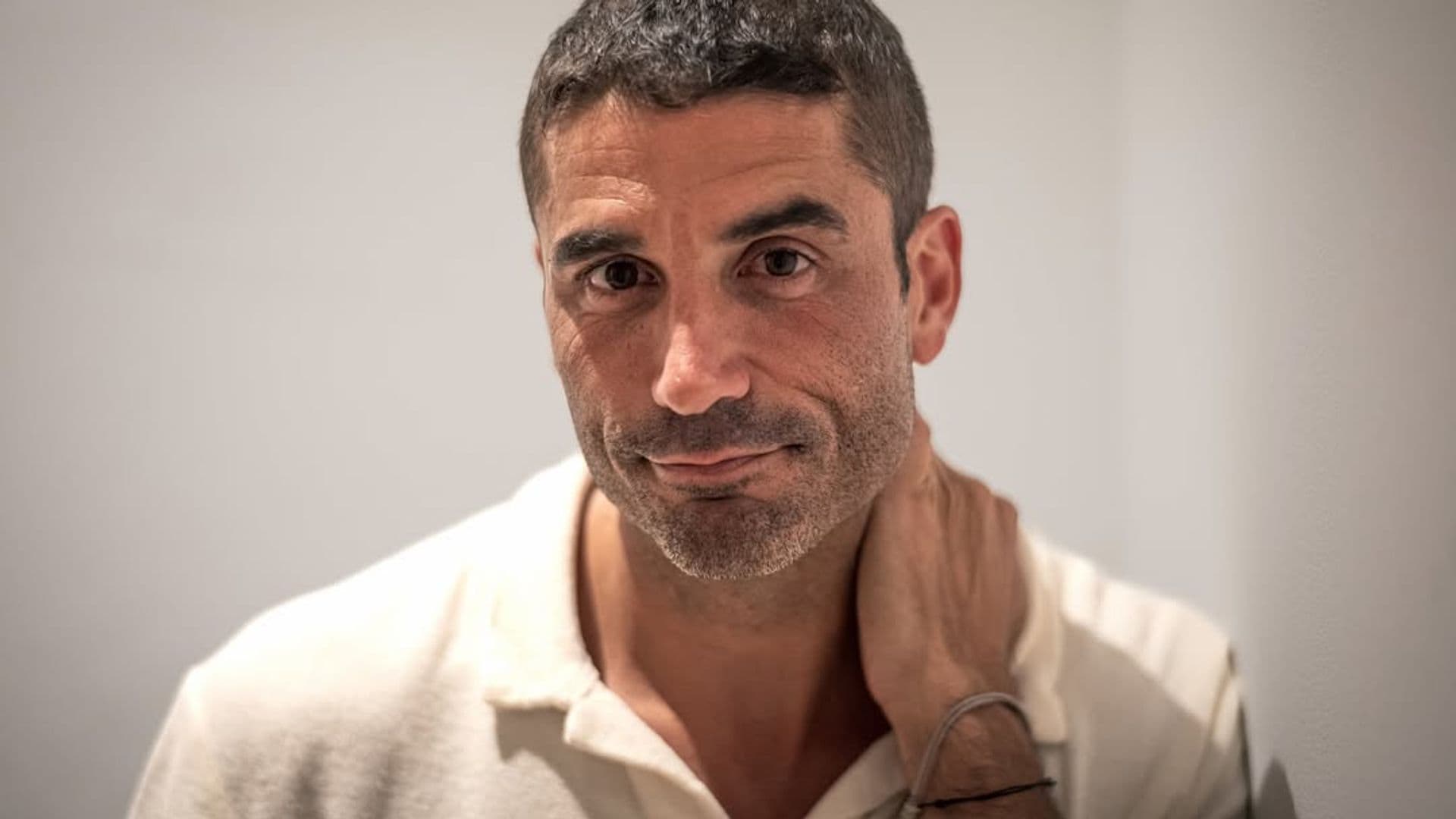 La confesión más sincera de Álex García, 25 días después de la muerte de Verónica Echegui