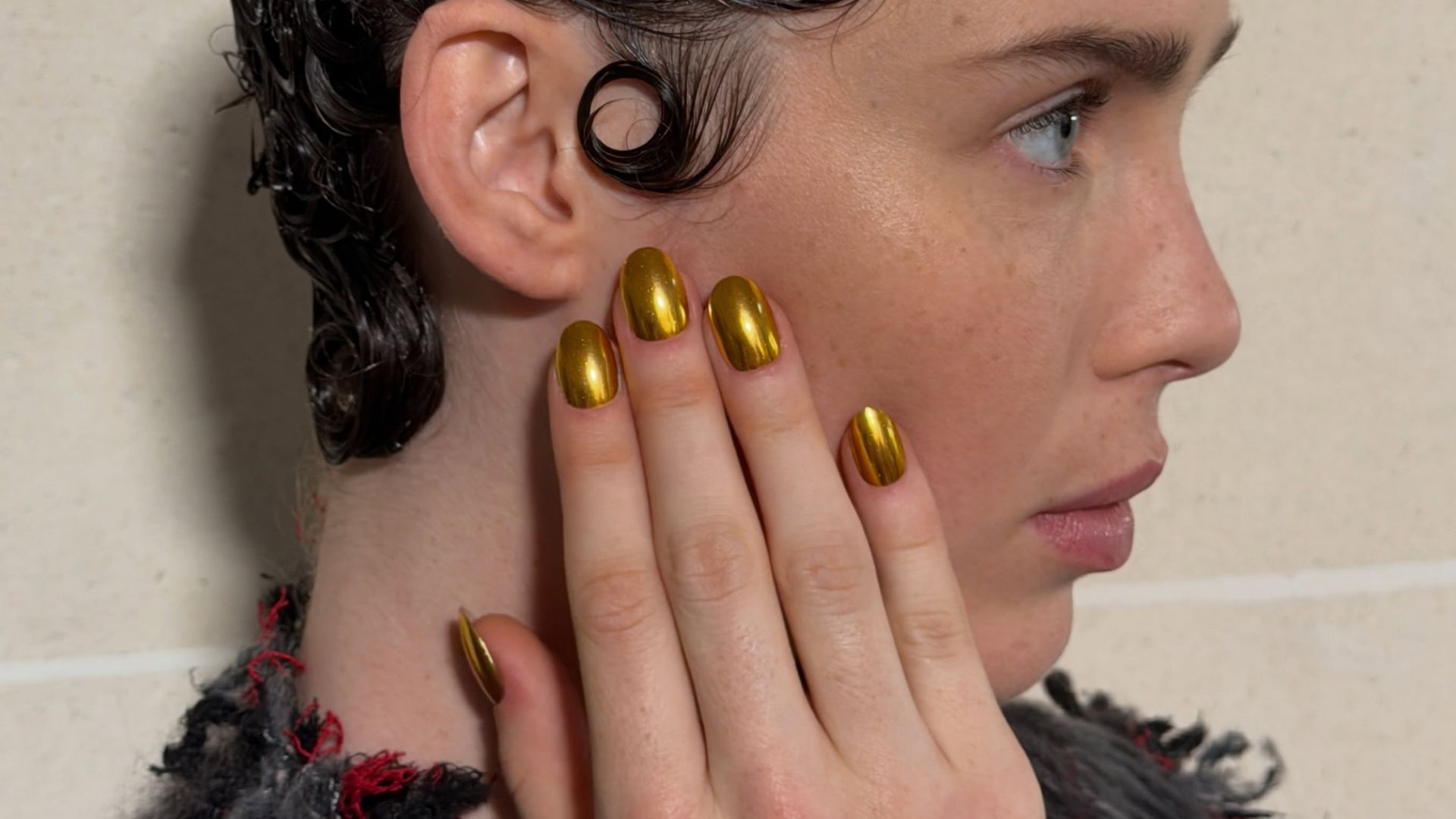 Manicura dorada