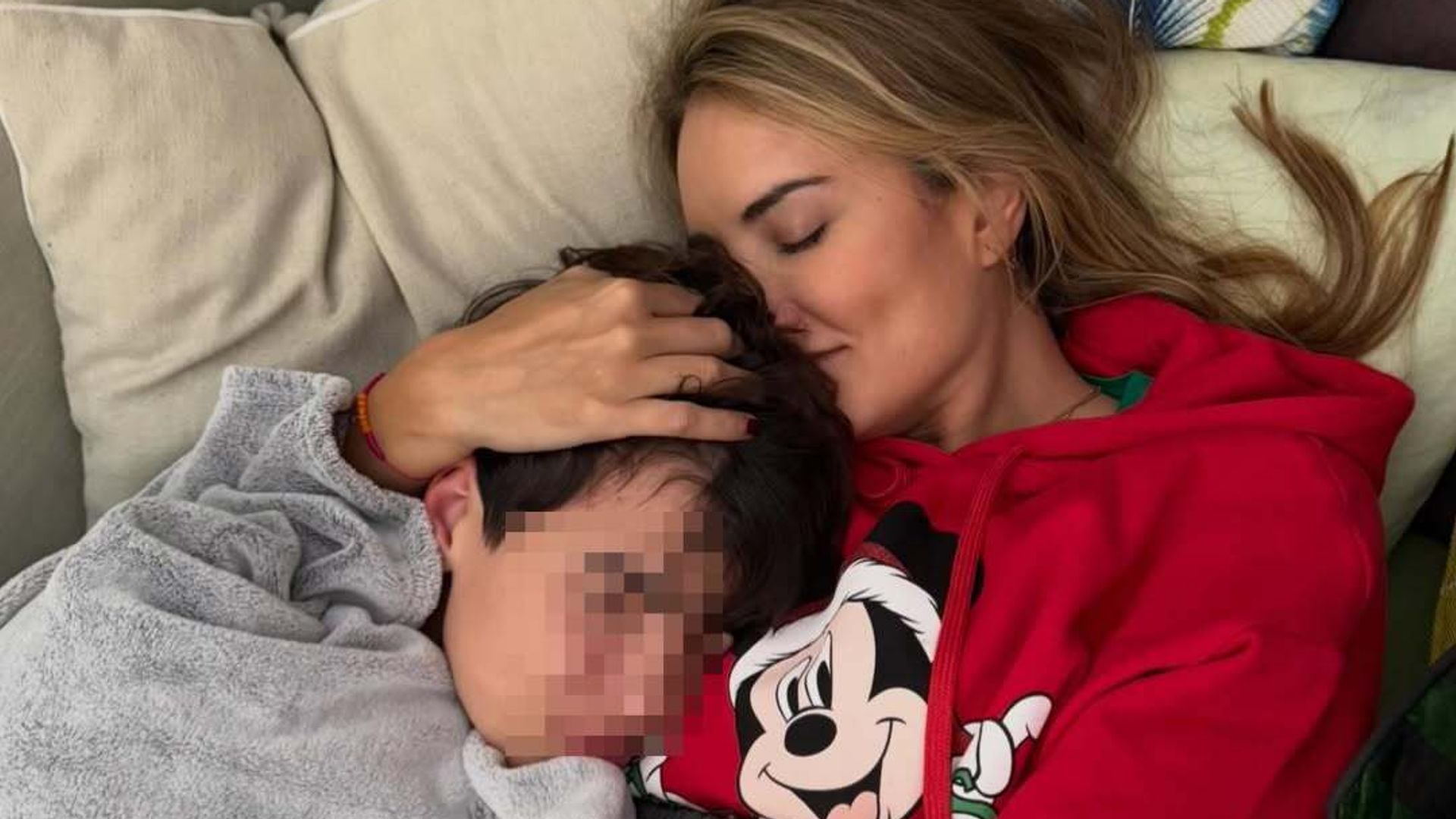 Alba Carrillo se muestra "ñoña" al compartir un álbum de fotos nunca visto de su hijo: "Ser tu madre es un regalo"