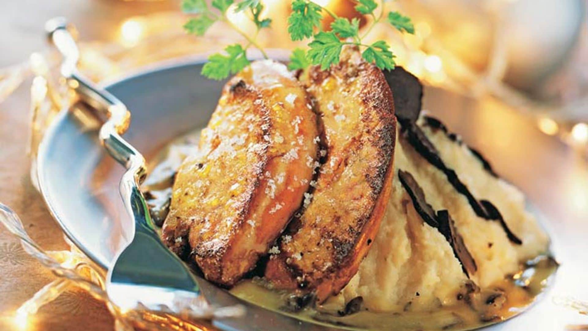 Escalopes de foie gras con puré trufado