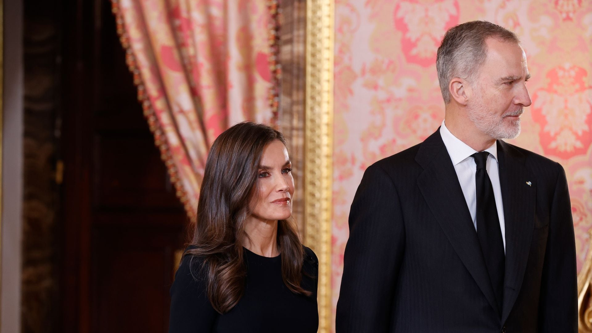 Los reyes Felipe y Letizia homenajean a Álvaro Pombo en el Palacio Real a horas de darle el premio literario más importante
