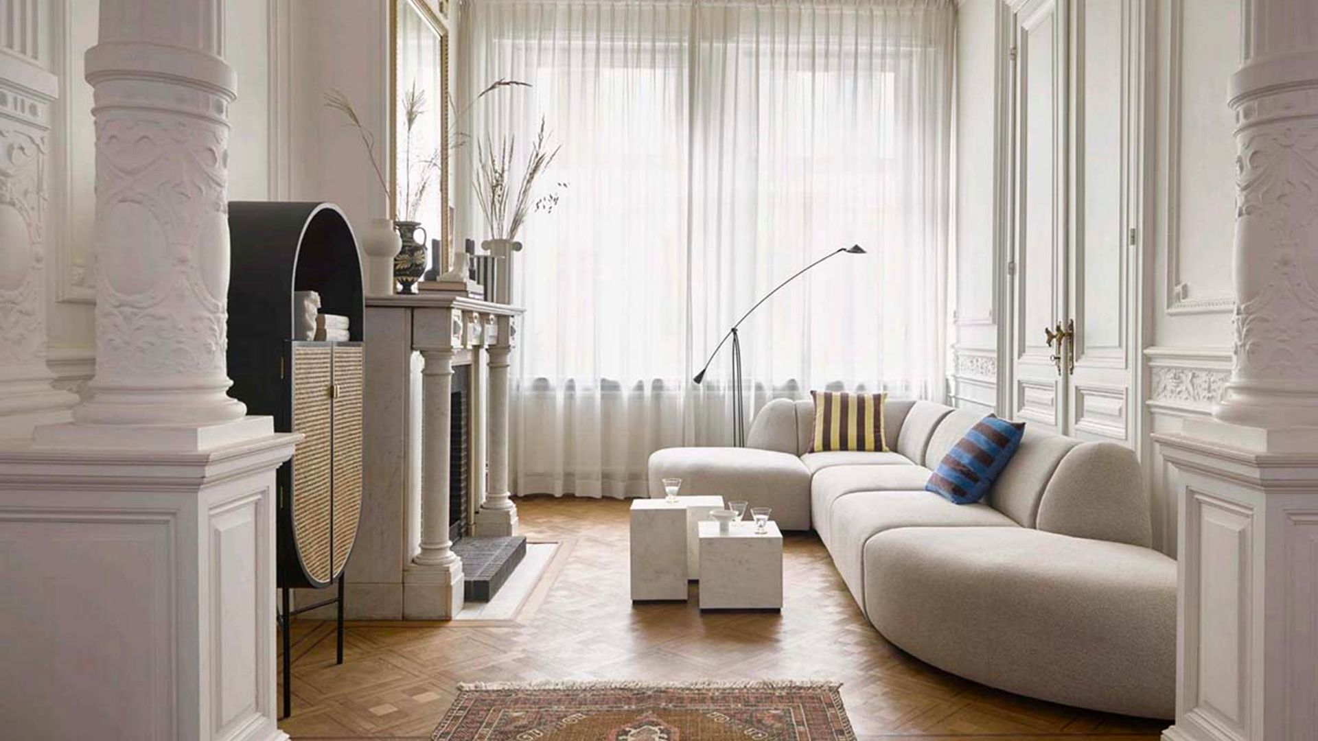 Muebles de salón: Razones por las que comprar un sofá a medida