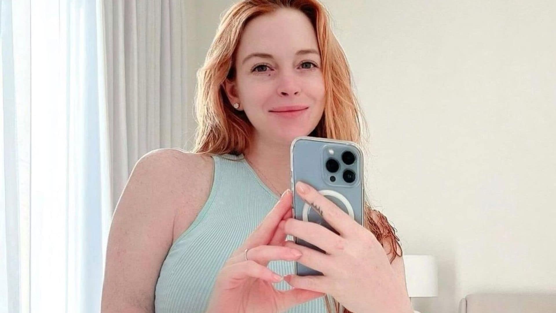 Orgullosa, Lindsay Lohan muestra su figura post parto sin ningún filtro