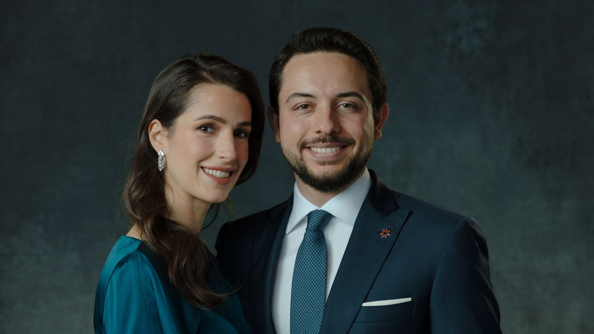 Nueva foto de Hussein y Rajwa de Jordania con motivo de su tercer aniversario de boda