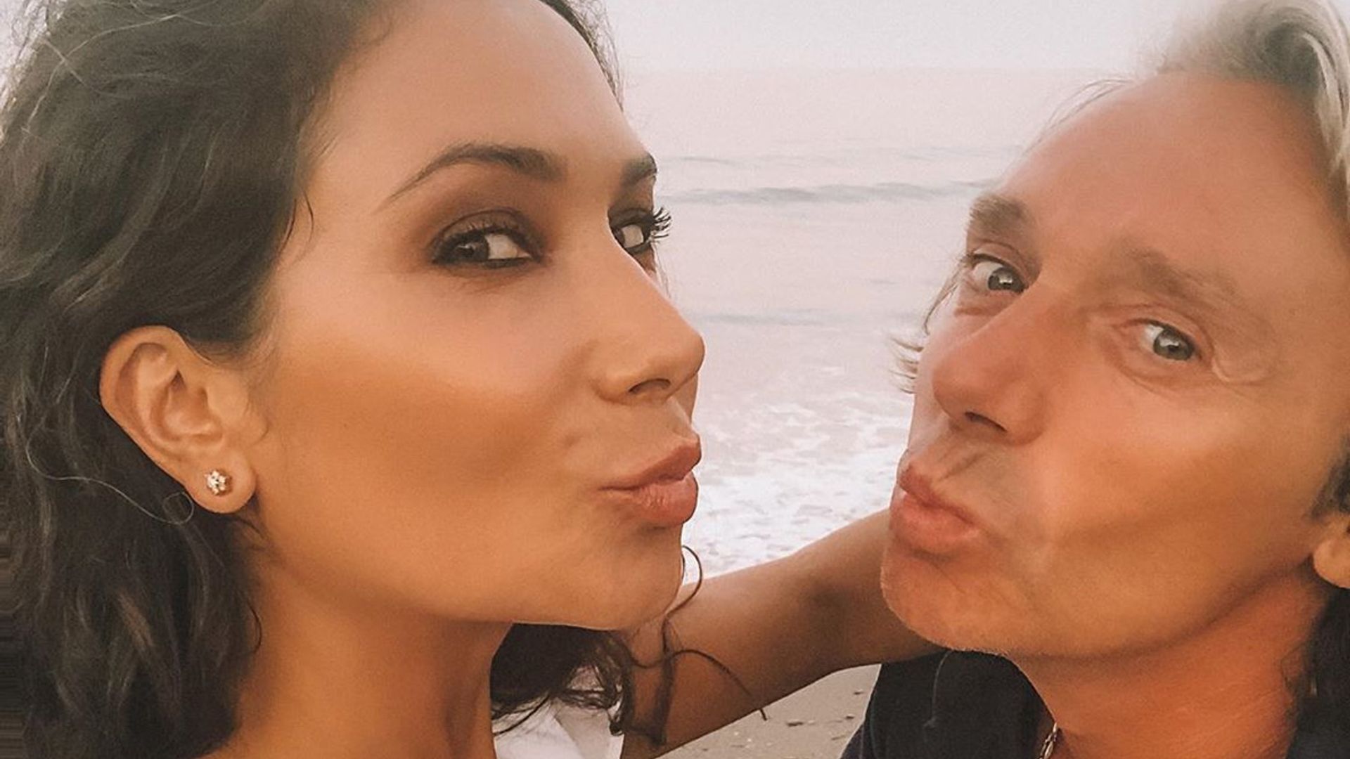 Israel Bayón y Cristina Sainz celebran su aniversario de boda a la espera de ser padres de nuevo