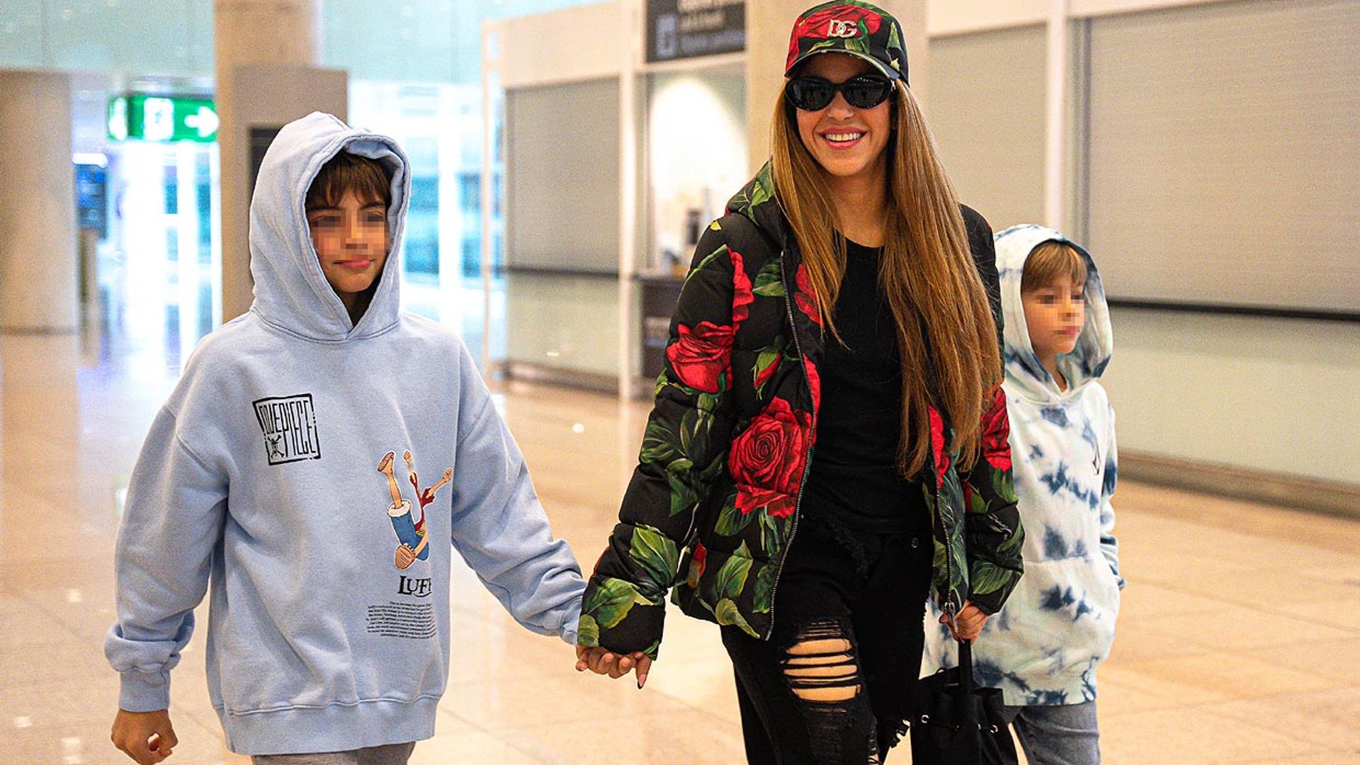 Shakira ya está en Nueva York con sus hijos para su actuación más esperada con Bizarrap