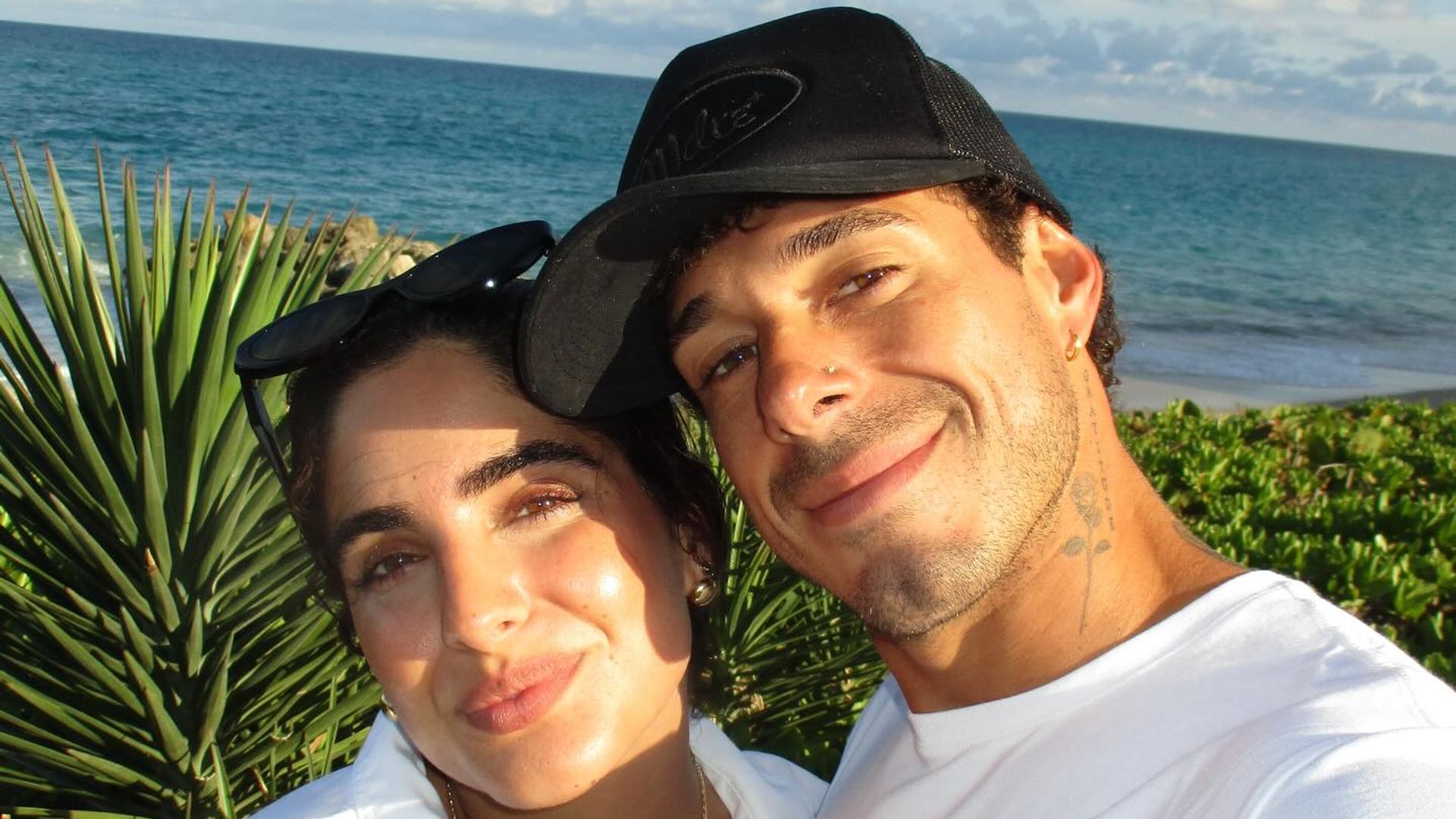 Isabella Ladera y Hugo García se convierten en padres y comparten la primera foto de su bebé