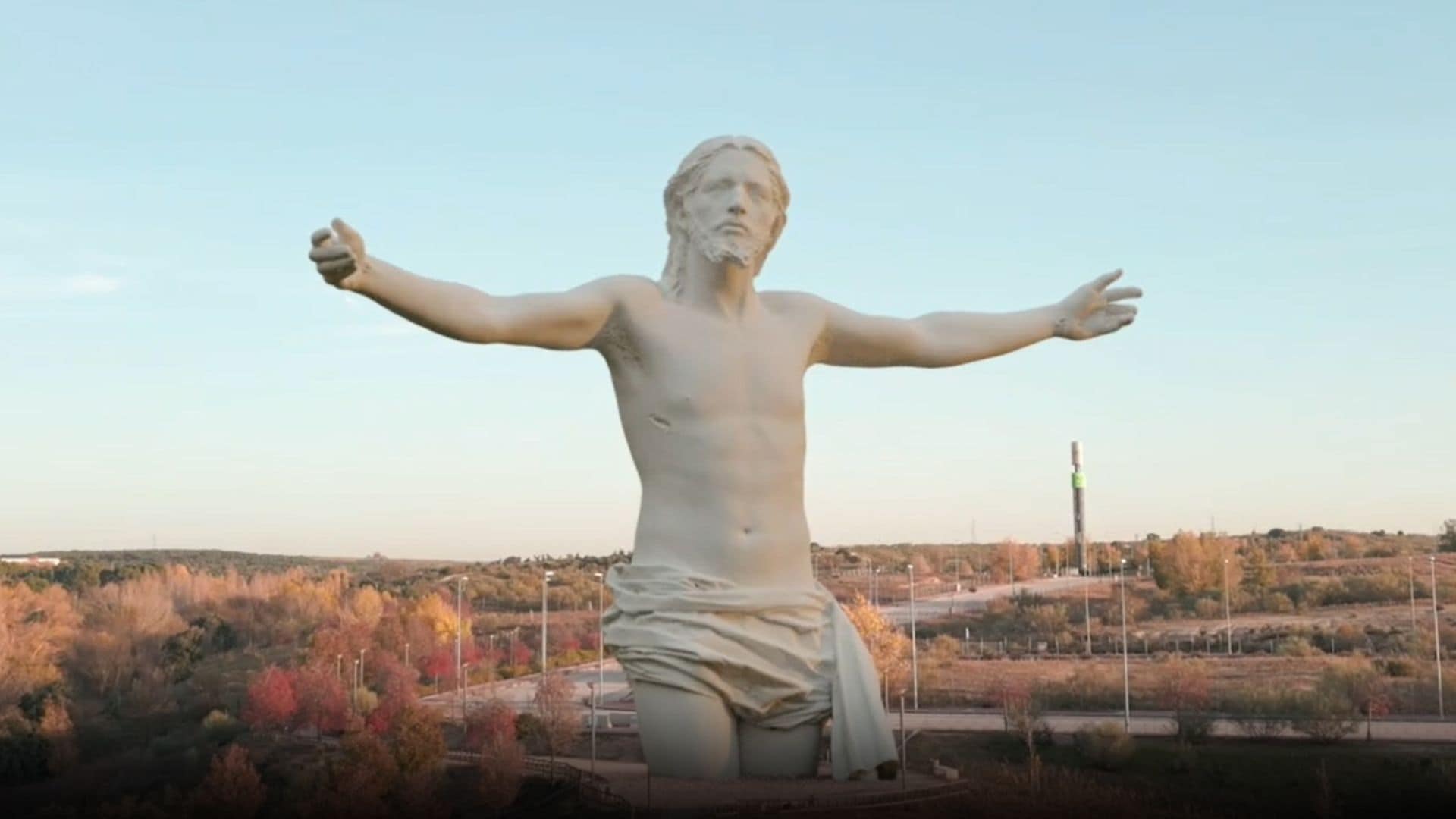 Un corazón que late, brazos de 60 metros y luz que atraviesa su cuerpo: así será el Cristo más grande del mundo (y estará en Madrid)