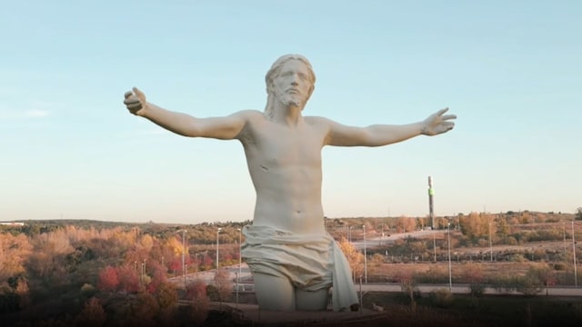 Un corazón que late, brazos de 60 metros y luz que atraviesa su cuerpo: así será el Cristo más grande del mundo (y estará en Madrid)
