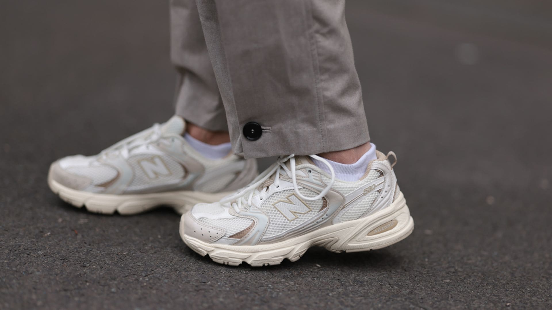 Converse, Puma o New Balance: las zapatillas blancas de primavera que comprarían las 'celebrities'