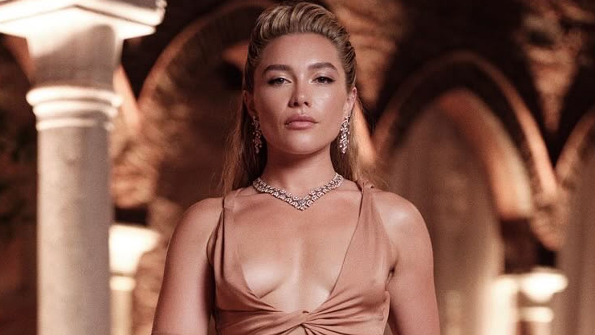 Florence Pugh Max Mara