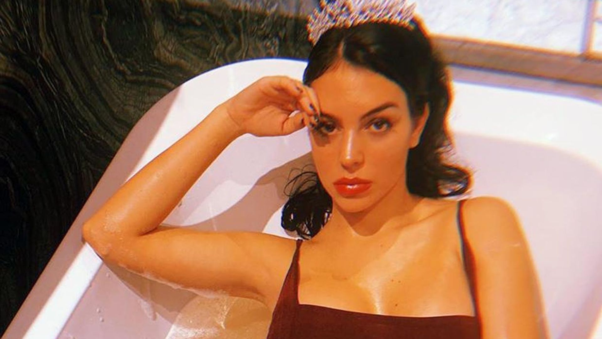 ¡Paños al aire! Georgina Rodríguez muestra la imagen más sensual del confinamiento