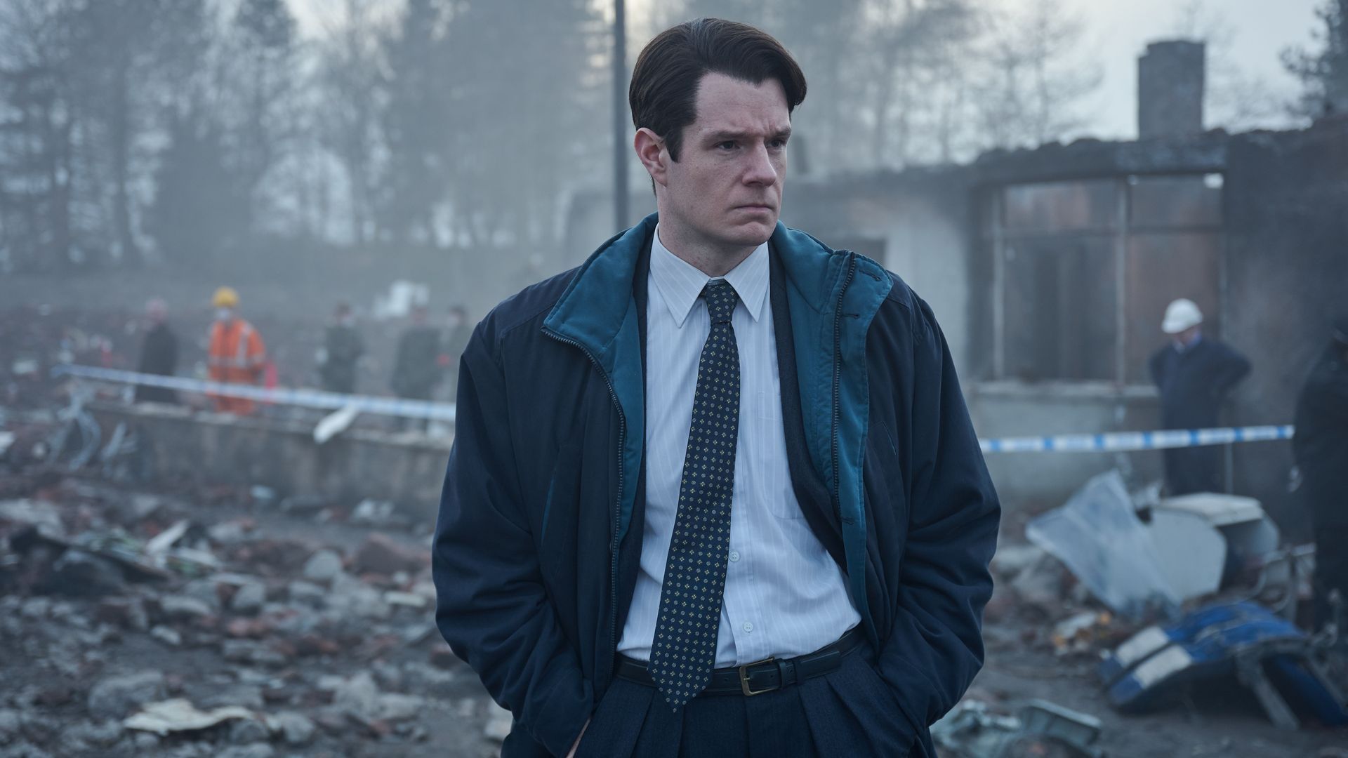 Connor Swindells como DS Ed McCusker en 'The Bombing of Pan Am 103'. Cr. Courtesy of Netflix © 2025