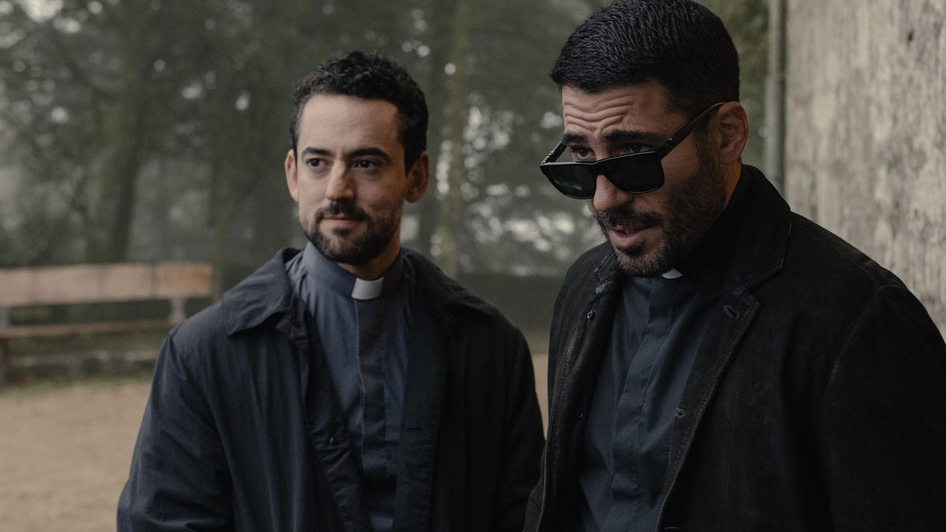 Miguel Ángel Silvestre y Luis Gerardo Méndez prometen suspenso al máximo en la segunda temporada de ‘Los Enviados’