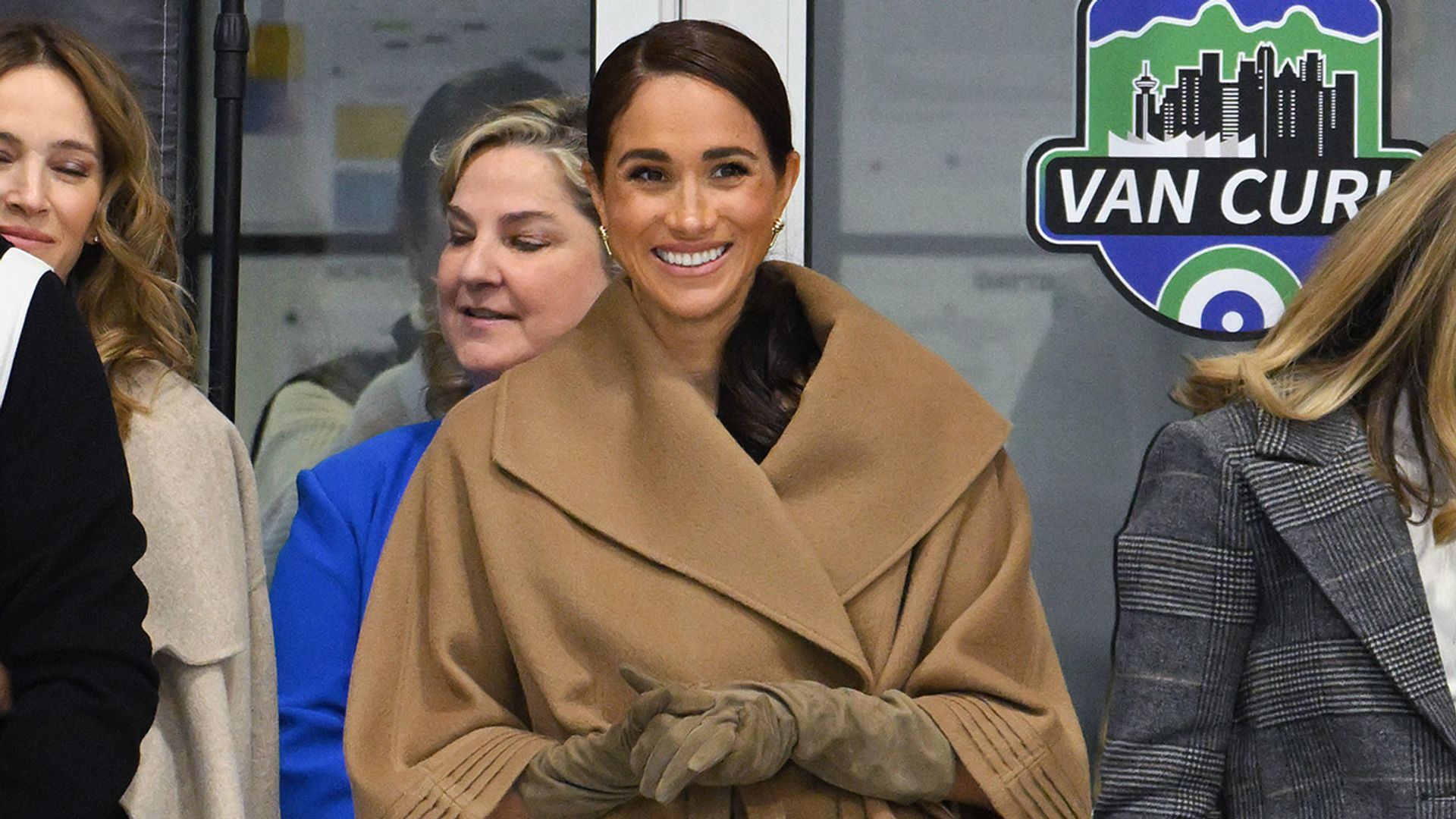 En cifras: Meghan Markle y su lujoso armario para hacer esquí en Canadá