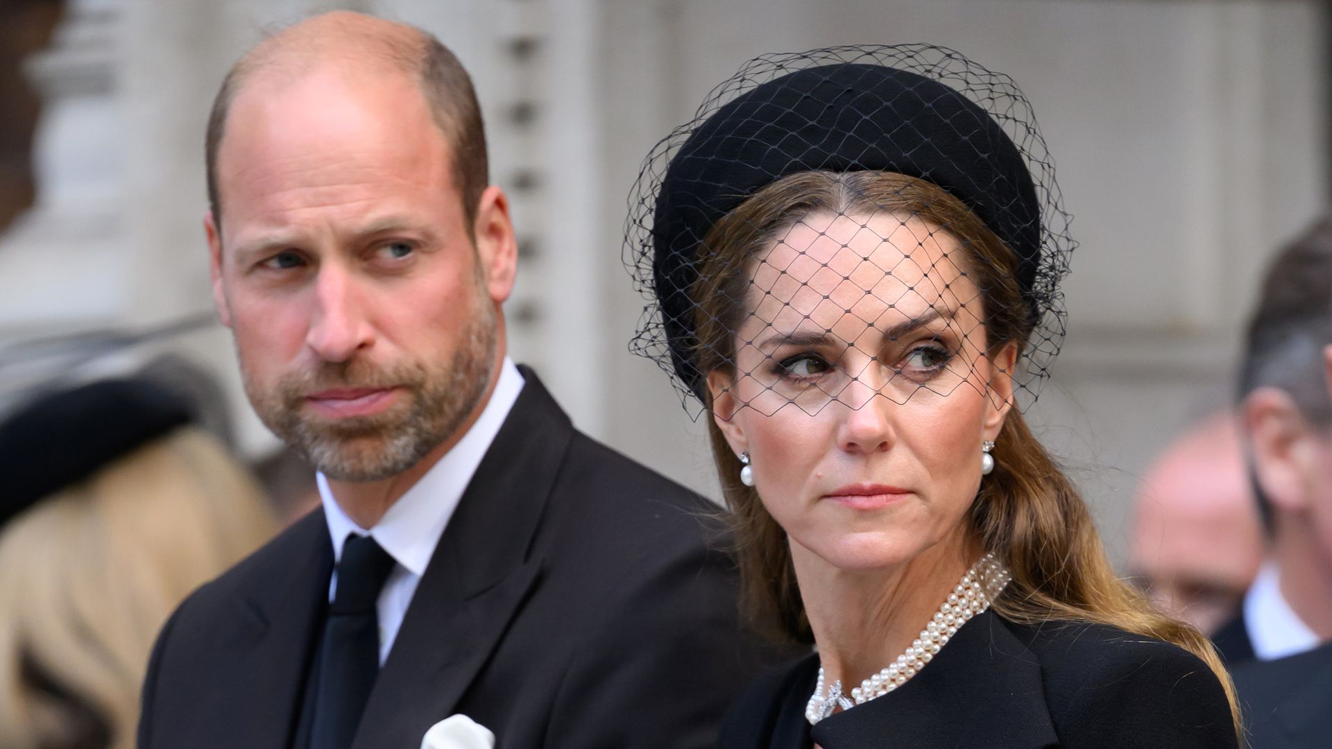 El príncipe William y la princesa Kate en el servicio religiosa en honor a la Duquesa de Kent.