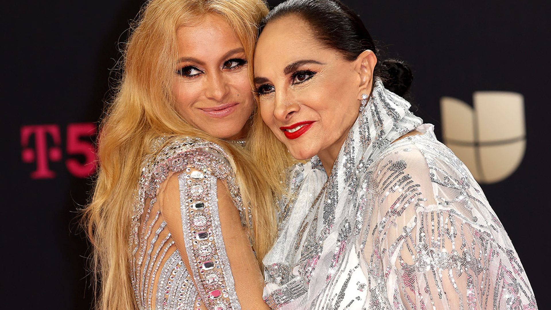 El mensaje de Paulina Rubio ante el fallecimiento de su madre