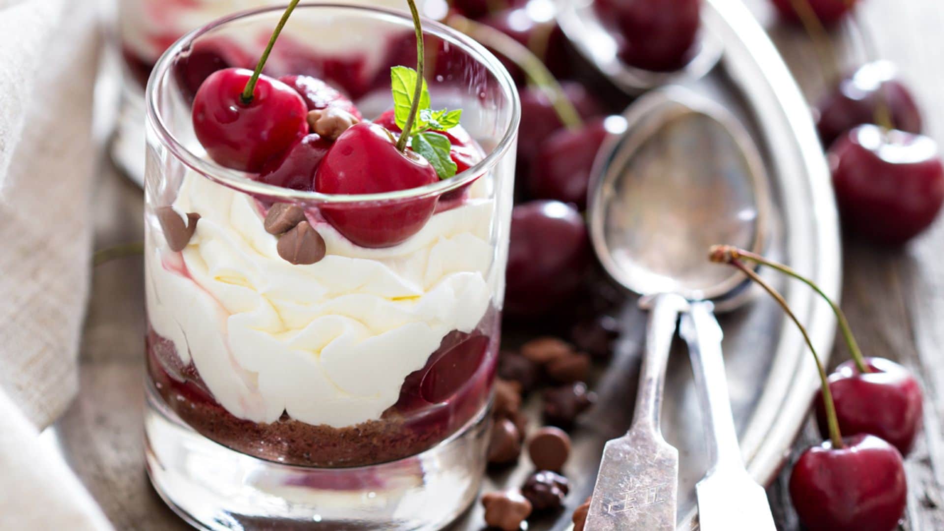 Postre de cerezas y mascarpone