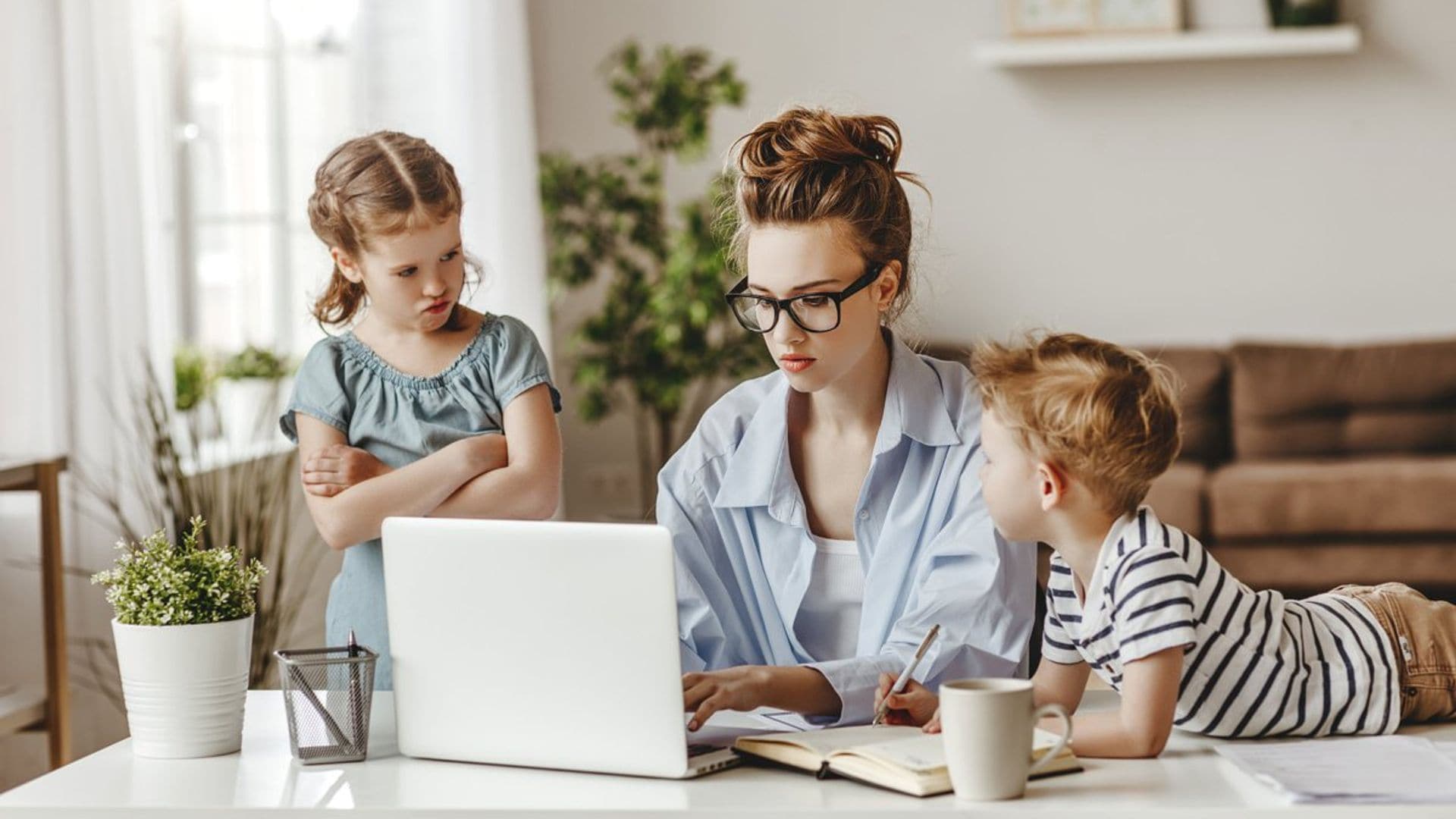 Si estás agotado y te sientes un mal padre o madre, puedes estar sufriendo ‘burnout parental’