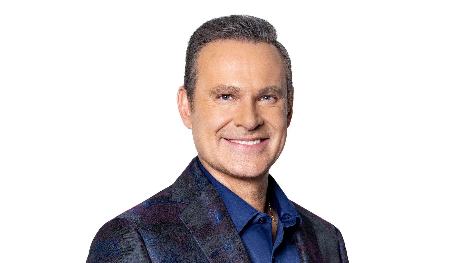 Alan Tacher conduce '¿Apostarías por mí?'