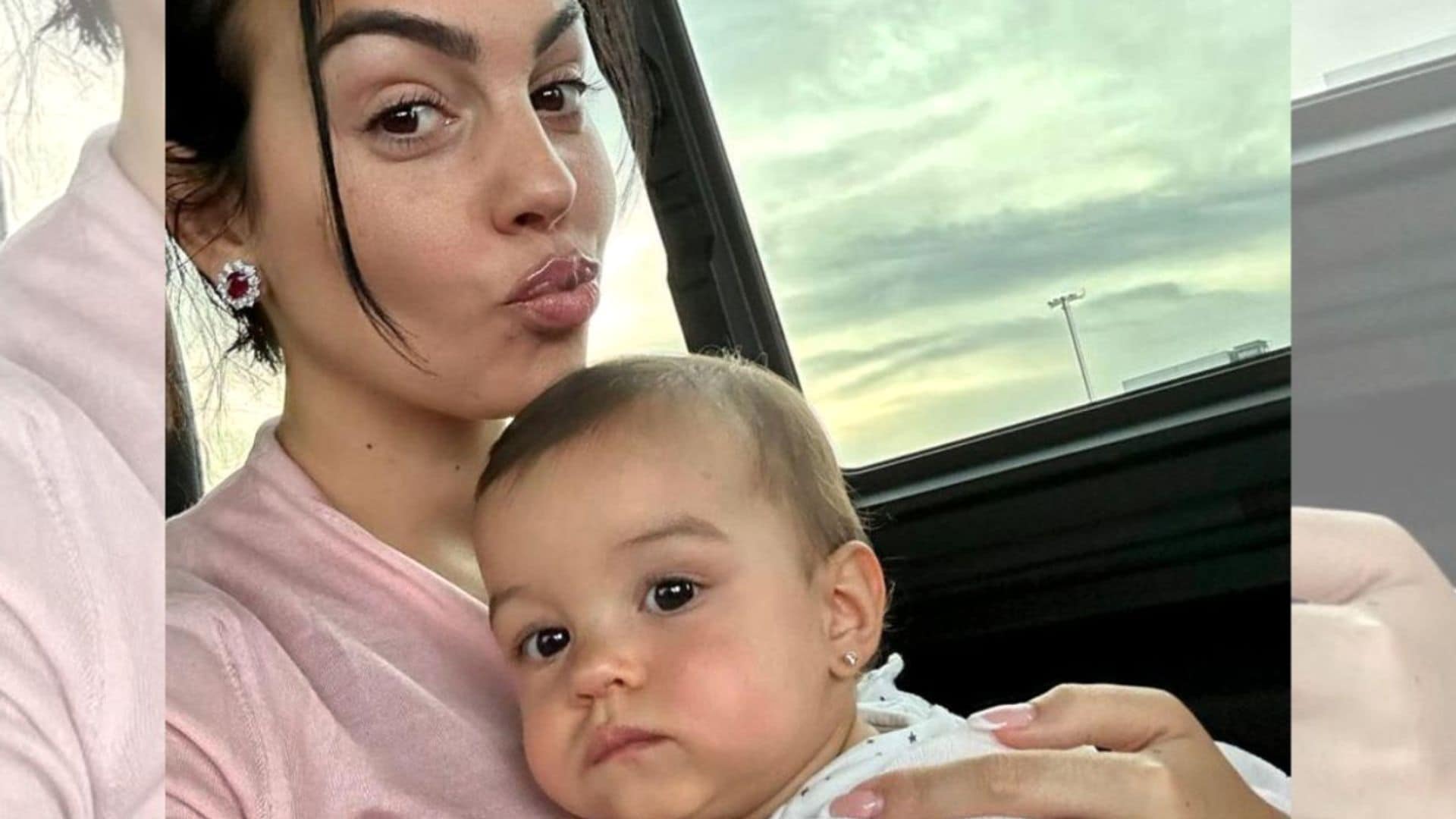 Georgina comparte ilusionada las primeras imágenes de su hija Bella Esmeralda caminando, ¡qué mayor está!