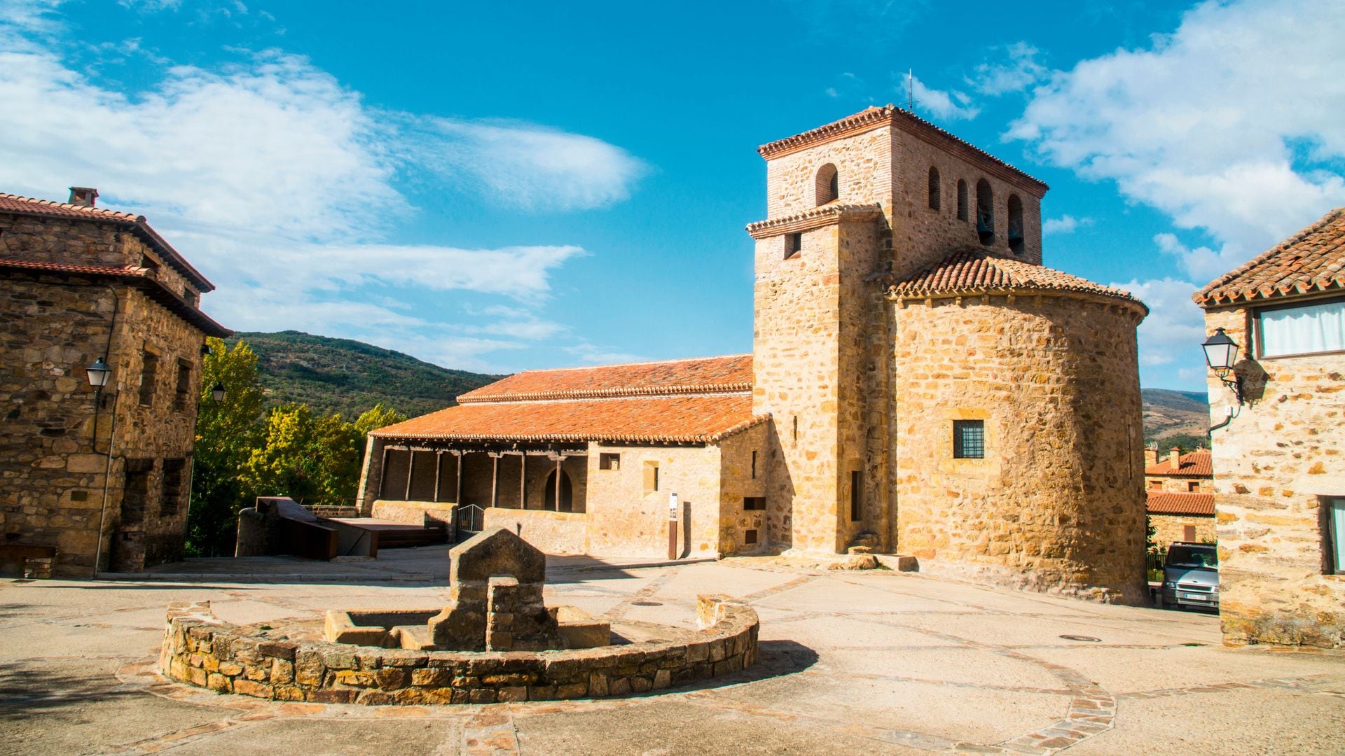 Iglesia Santo Domingo de Silos en Prádena del Rincón, Madrid