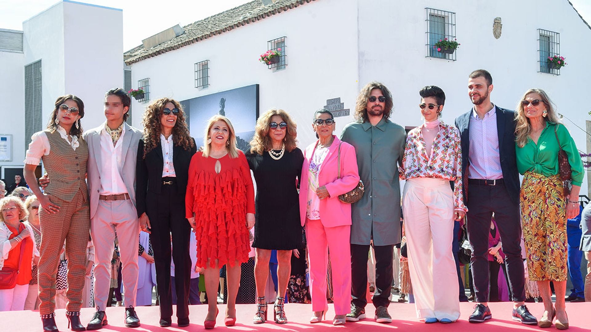 La familia Flores, muy emocionada celebra por todo lo alto la inauguración del museo de 'La Faraona'