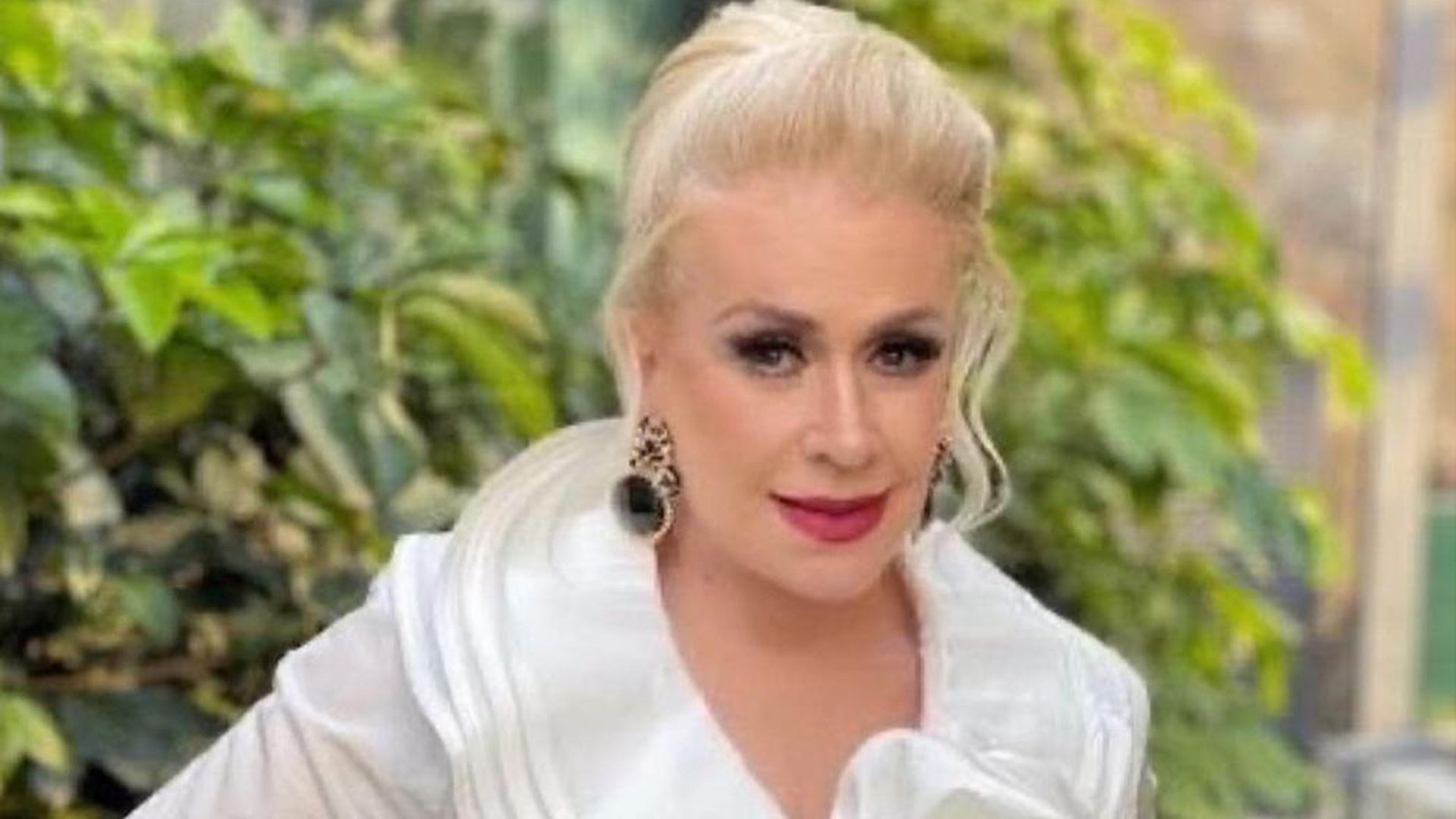 Laura Zapata y el recuerdo de su infancia lejos de su mamá | ¡HOLA!