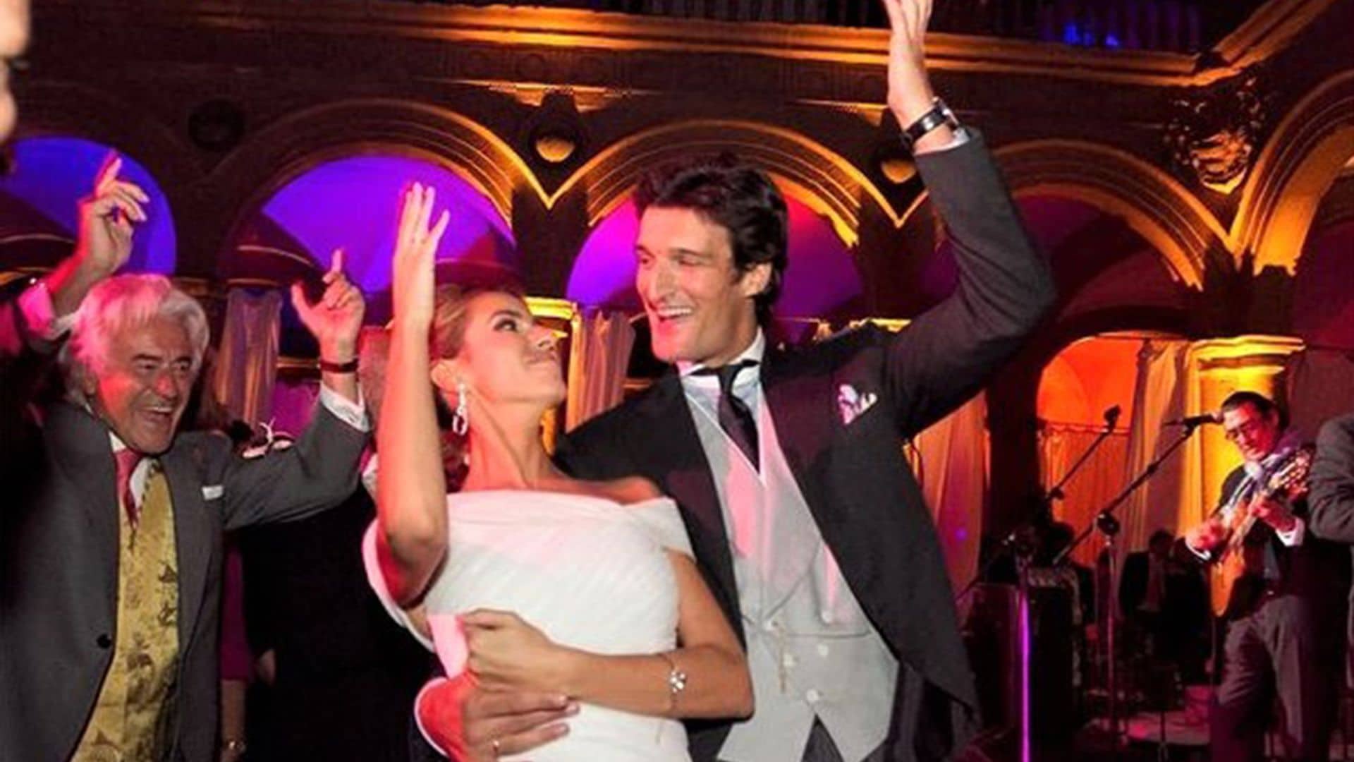 Rafael Medina y Laura Vecino comparten fotografías inéditas de su boda en su 11º aniversario