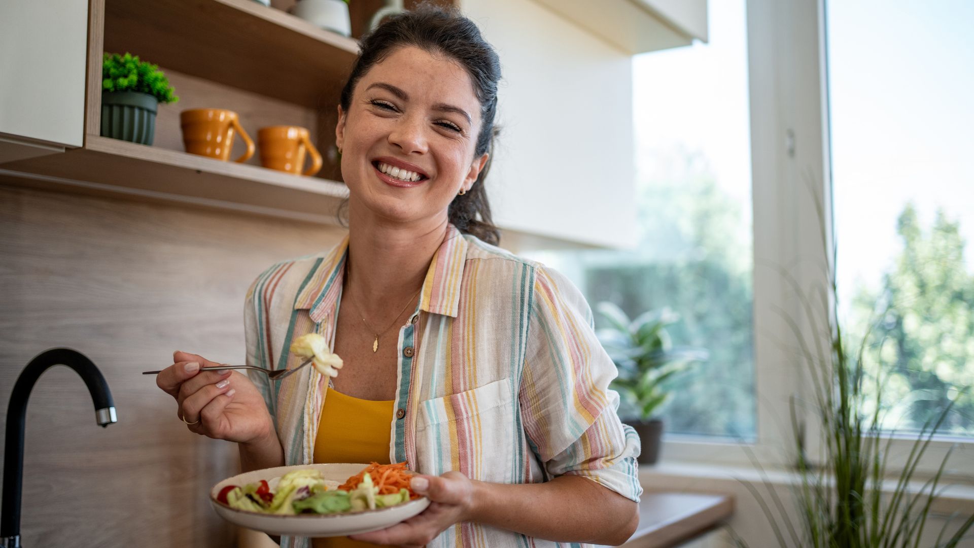 Comer solo hasta tu 80%: la sencilla regla japonesa que te ayuda a mantener un peso saludable