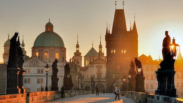 Praga pistas originales