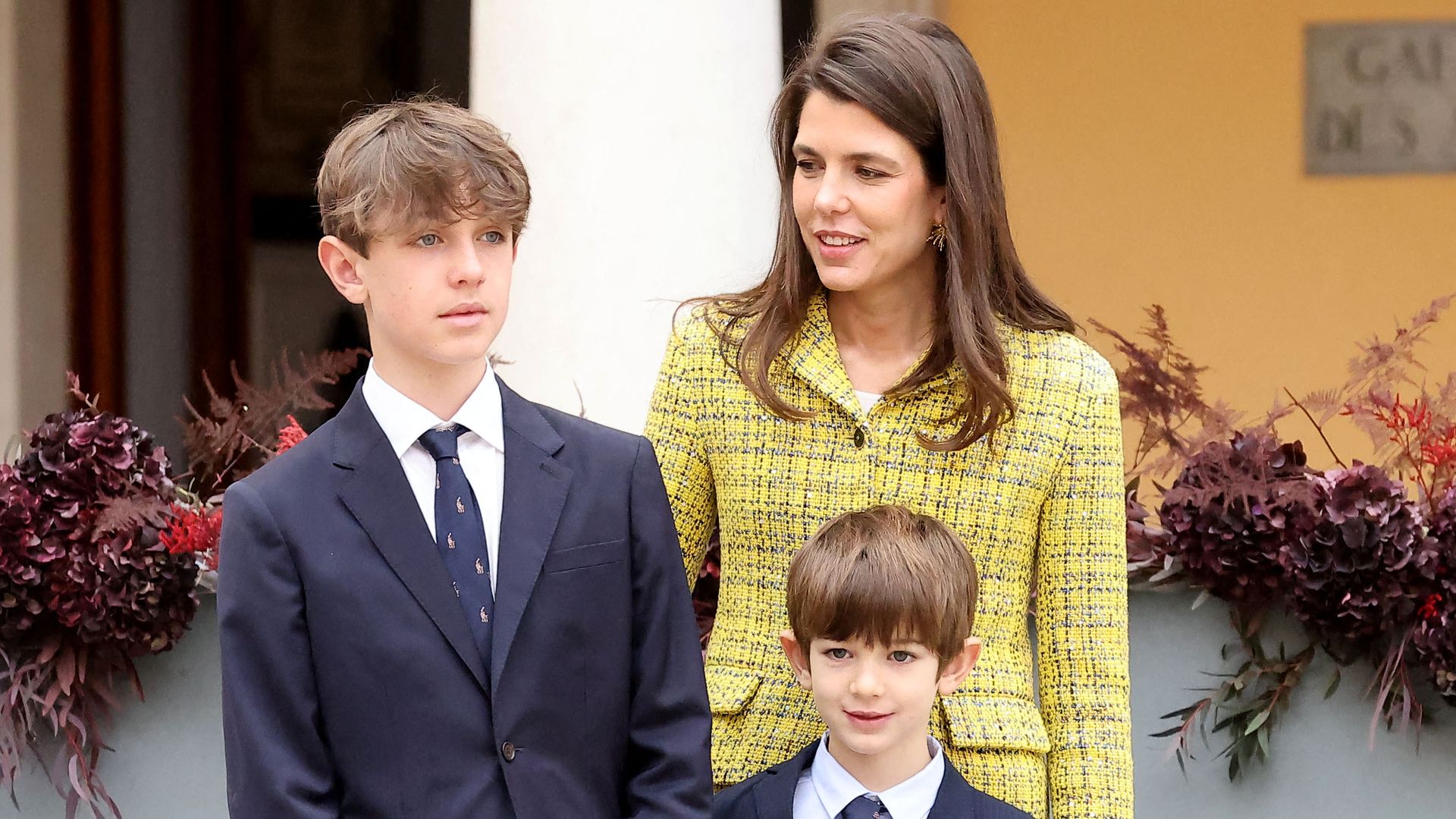 Carlota Casiraghi y sus dos hijos