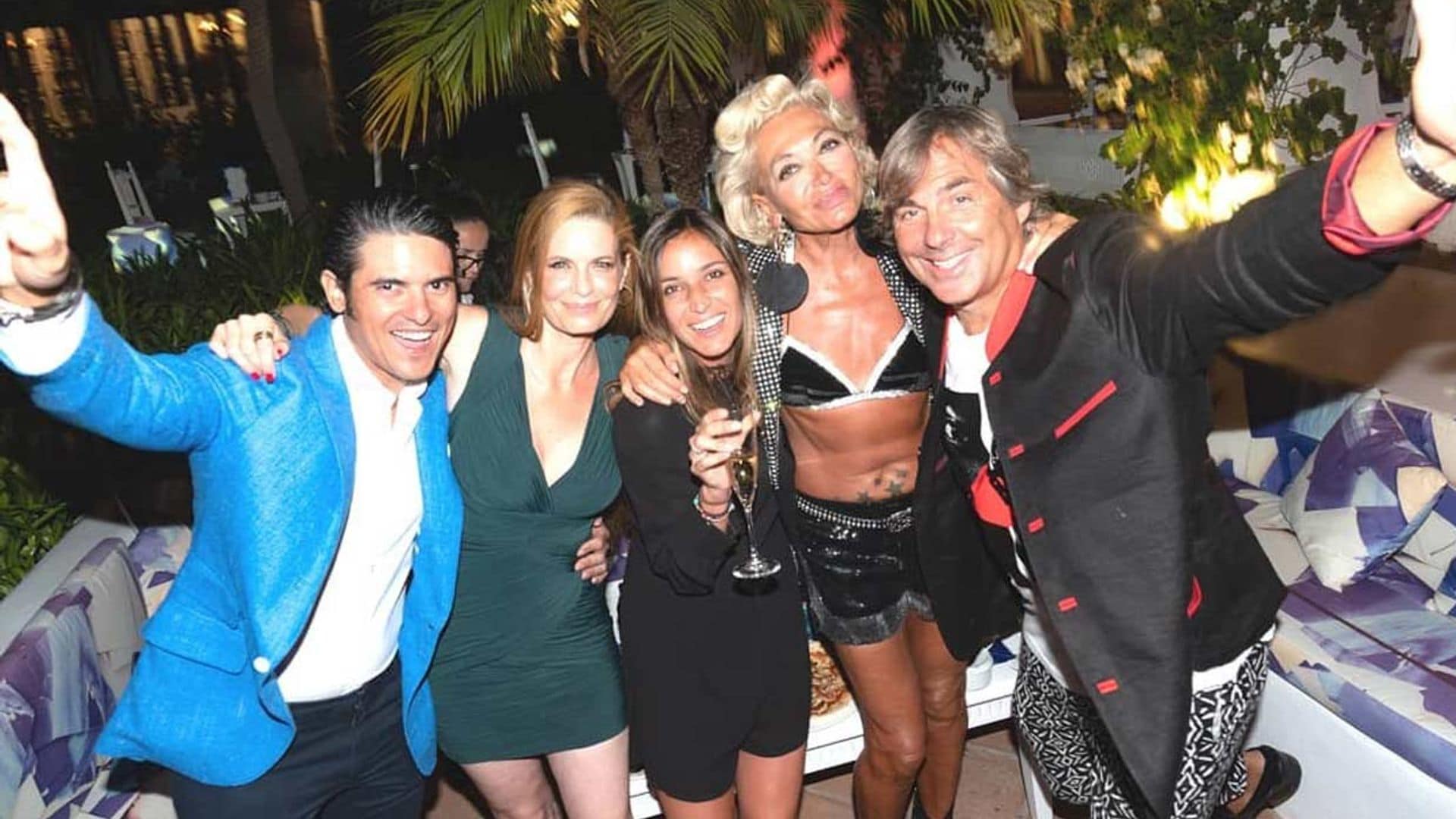 ¡Música, diversión y muchos amigos! Así ha sido la noche con más glamour de Marbella