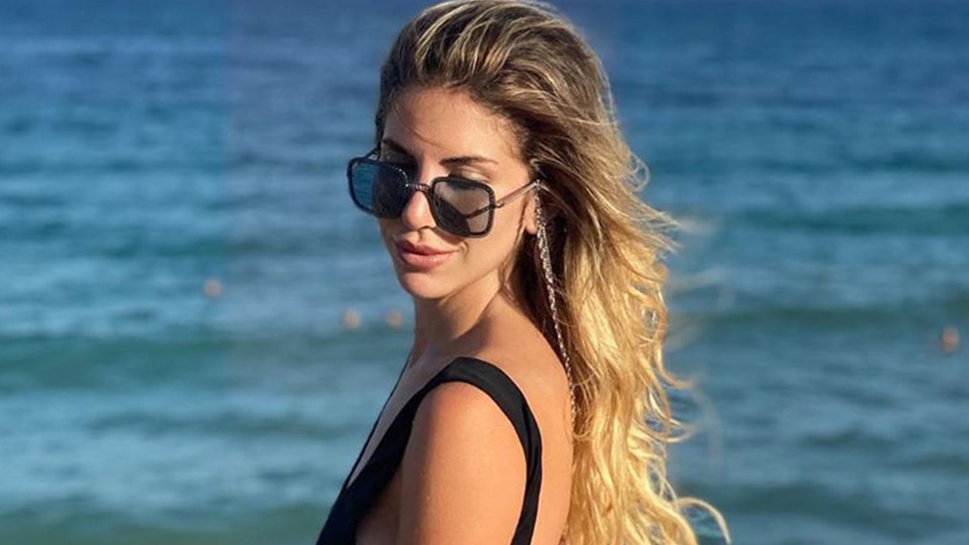 A los 20, a los 30, a los 40 o a los 50: Mar Torres y el bañador que sienta bien a cualquier edad