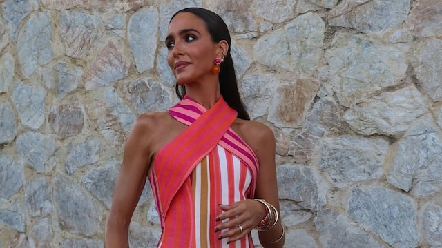 Rocío Osorno con vestido estampado