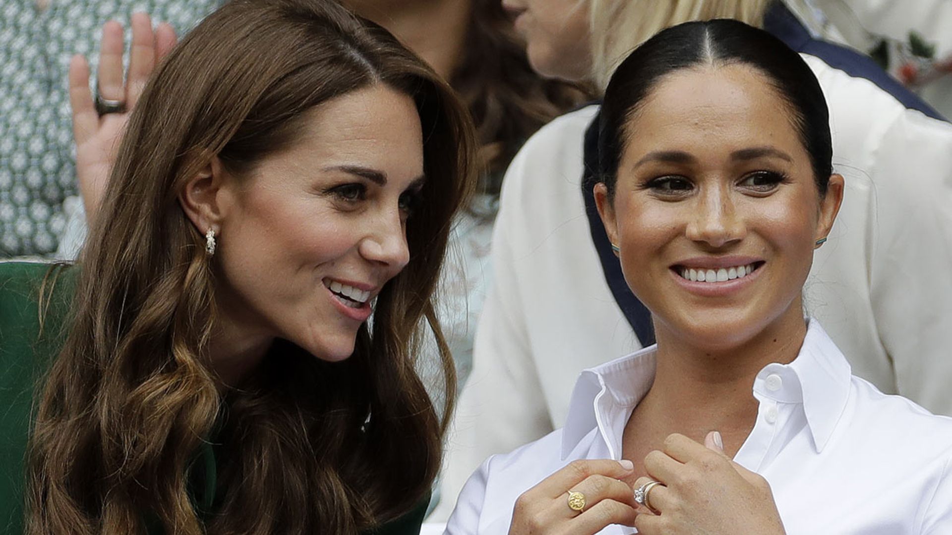 ¡Fuera rencillas! La Familia Real británica aparca las diferencias con Meghan para felicitarla