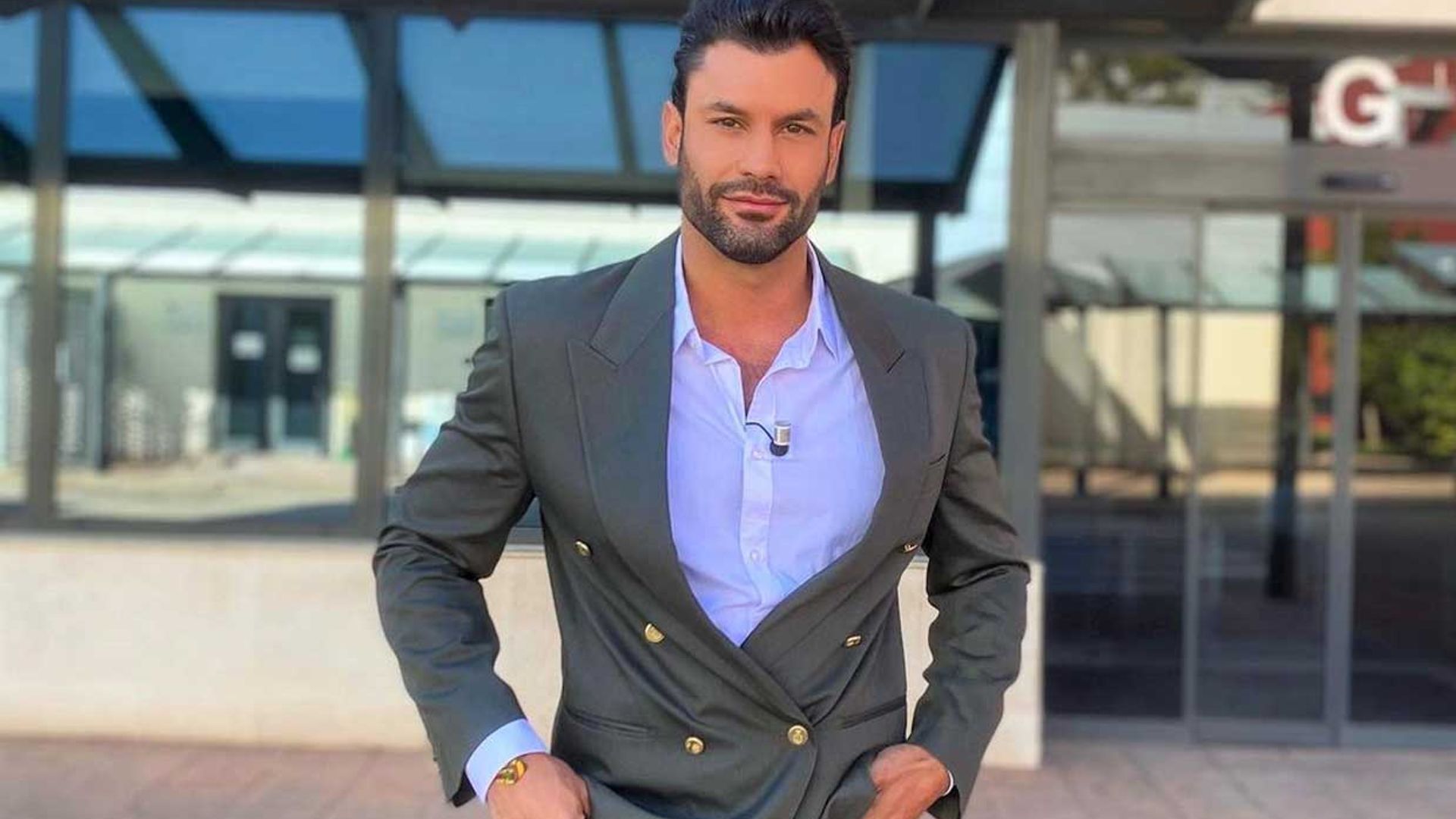 Jorge Pérez asegura que sus comprometidas imágenes con Alba Carrillo están pasando factura a su matrimonio