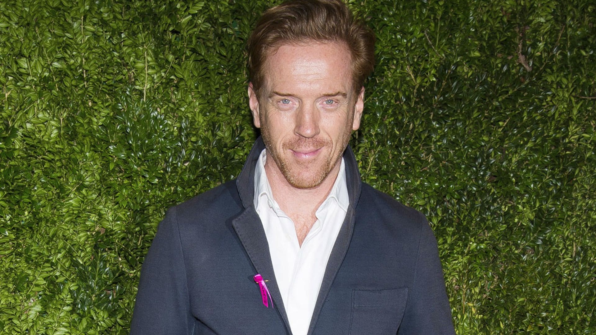 Damian Lewis rehace su vida con una cantante de rock un año después de la muerte de su mujer