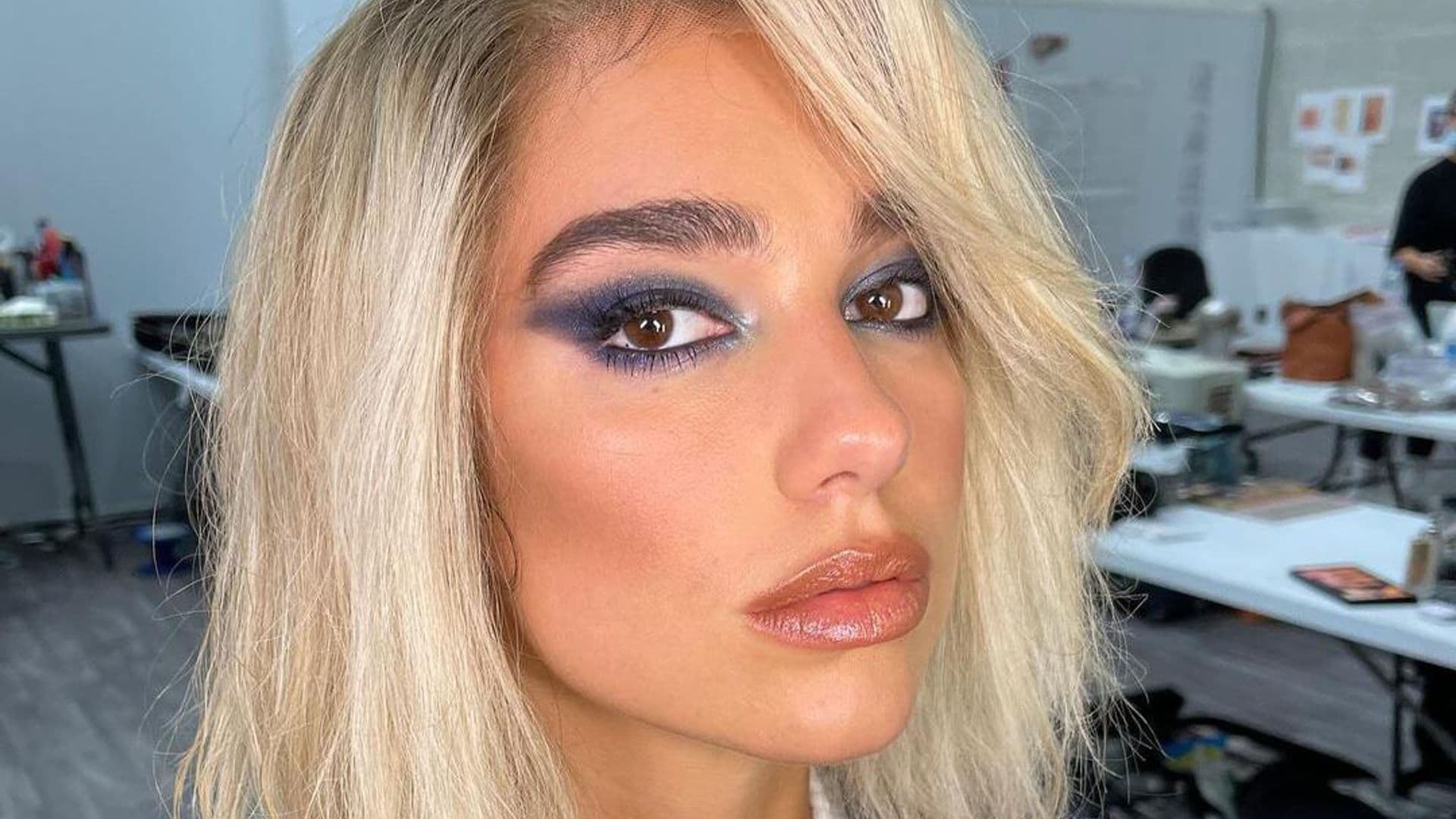 Dua Lipa presume cambio radical, ¡ahora la veremos rubia!