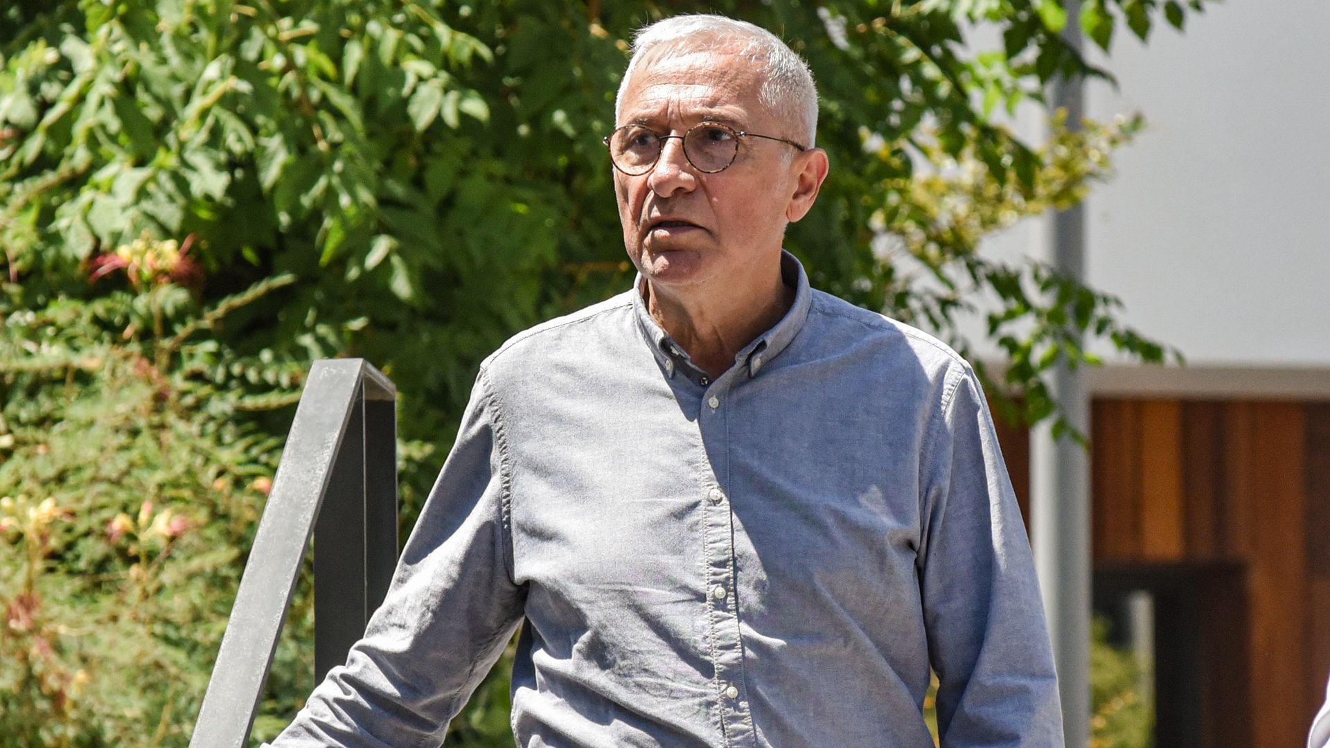 De Xavier Sardá a Noemí Galera y Josep María Mainat: así ha sido el último adiós a Toni Cruz