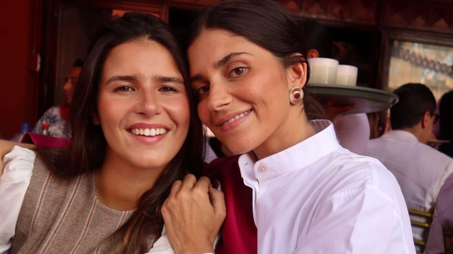 Cayetana Rivera y María García de Jaime, entre los amigos que han acompañado a Victoria de Marichalar a Perú