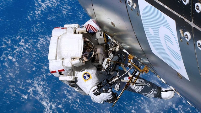 astronautas t