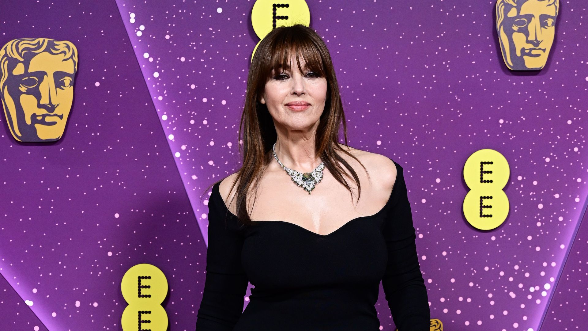 La alfombra roja de los BAFTA, foto a foto: de Mónica Bellucci a Emma Stone y Oliver Laxe
