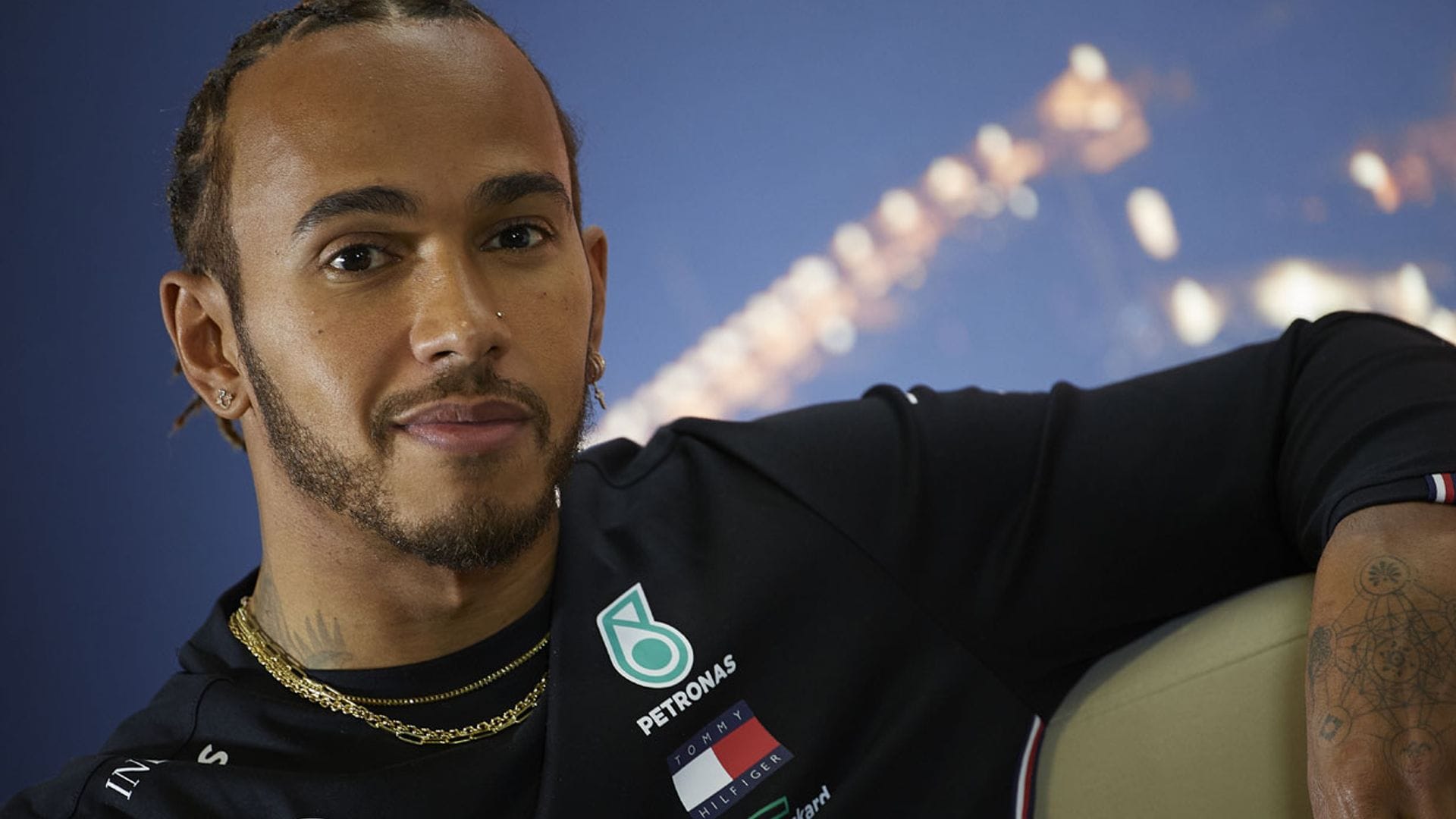 Relatos de amor y desamor, las canciones con las que Lewis Hamilton ha sorprendido a sus seguidores