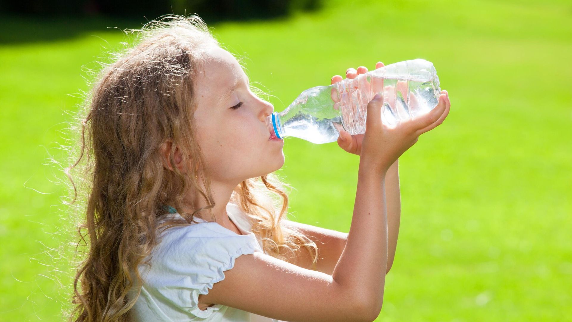 ¿Qué hacer ante un golpe de calor en un niño y cómo prevenirlo?
