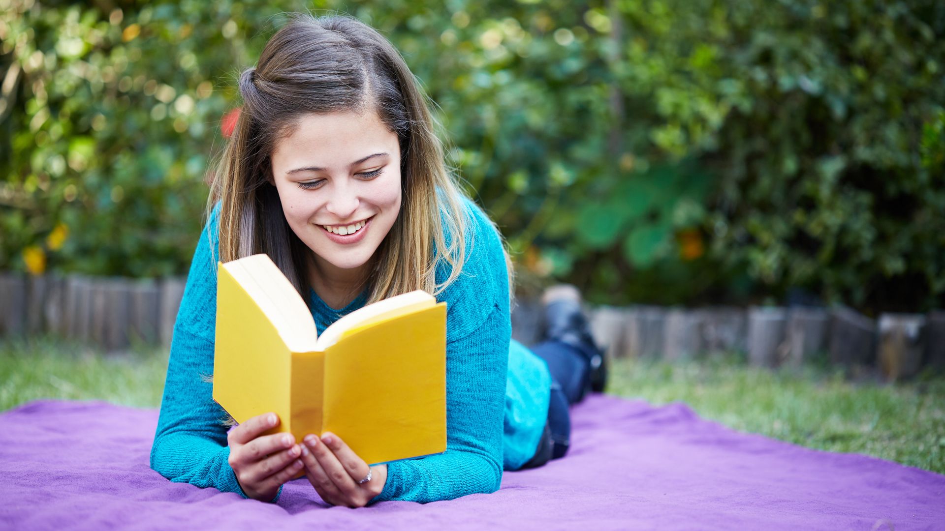 10 libros juveniles para un verano en el que también se viaja leyendo (y sin wifi de por medio)